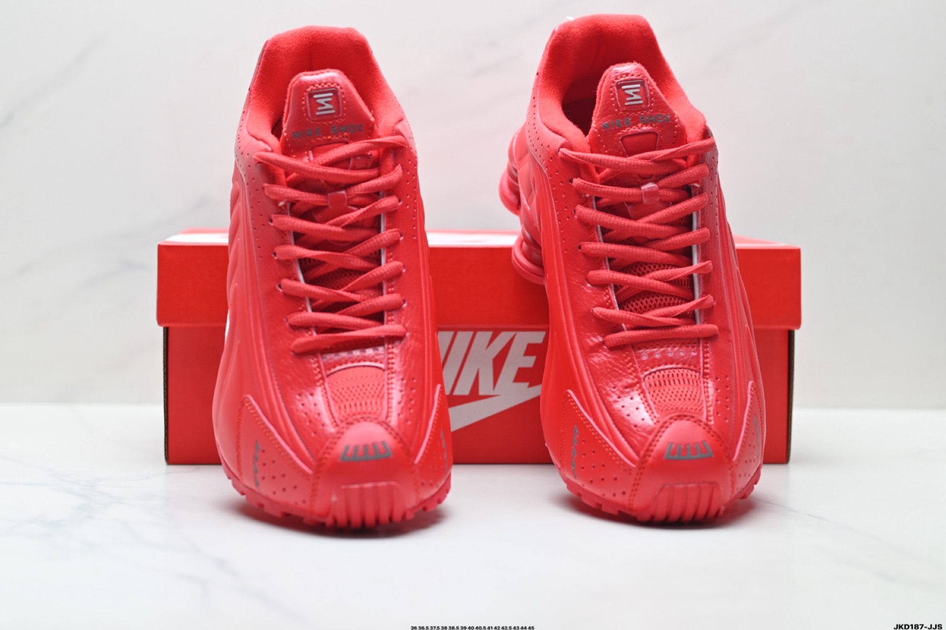NIKE SHOX R4系列 耐克 低帮运动休闲气垫运动鞋 IQ0608-687