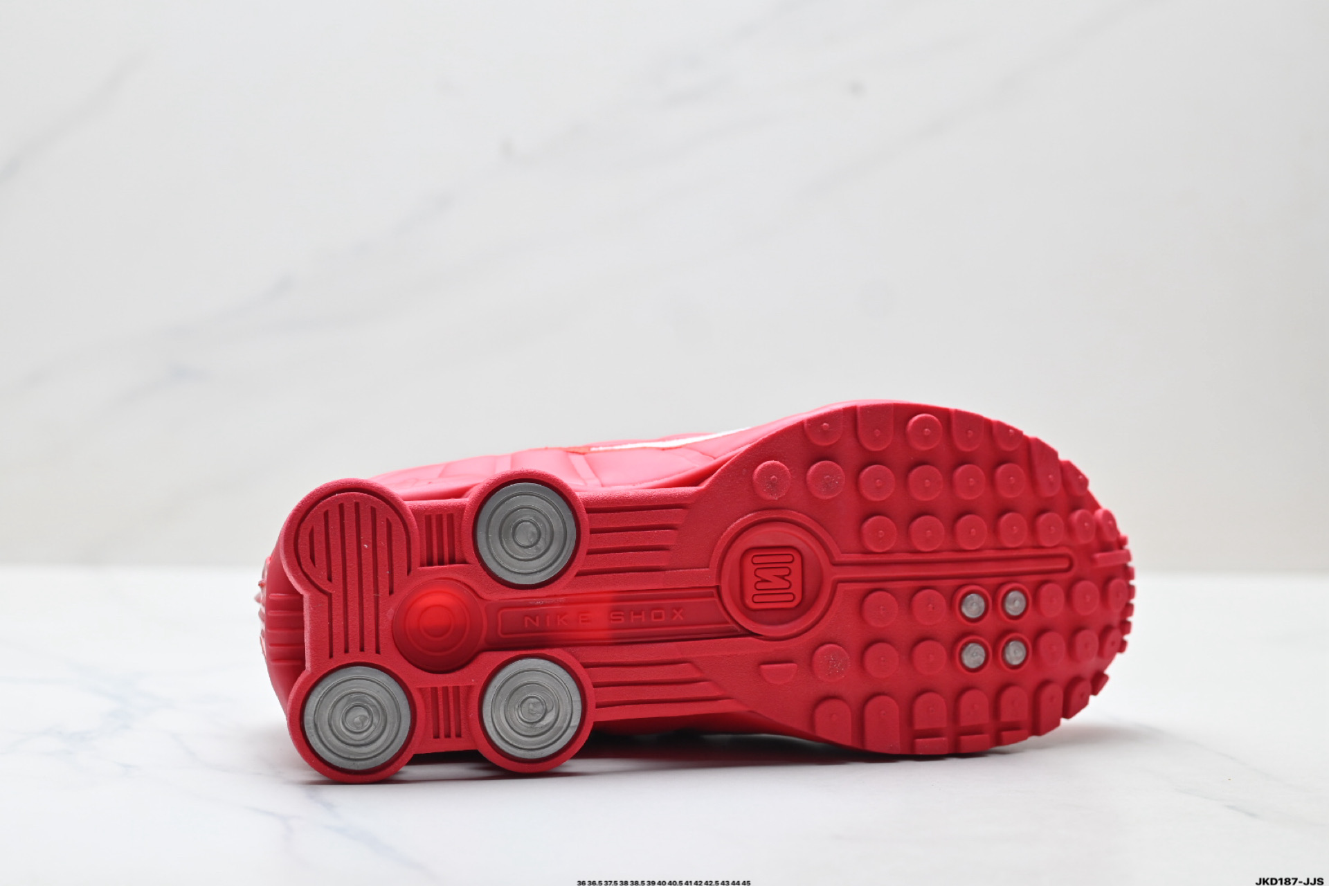 NIKE SHOX R4系列 耐克 低帮运动休闲气垫运动鞋 IQ0608-687