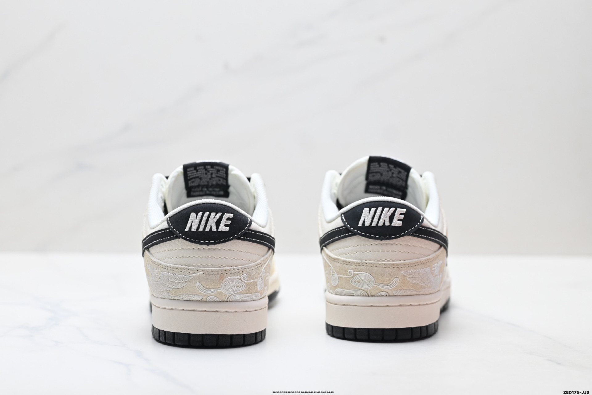 280 Nike Dunk Low Retro ‘DIY高端定制’耐克 低帮休闲运动板鞋 ZH2598-802-Chinese UA Cheap High Quatity Brand Clothes Bags handbags Sneakers wholesale wholesaler seller from China Factory suppliers Fashion Clothing Shoes best Quality Beautiful Price 280 Nike Dunk Low Retro ‘DIY高端定制’耐克 低帮休闲运动板鞋 ZH2598-802