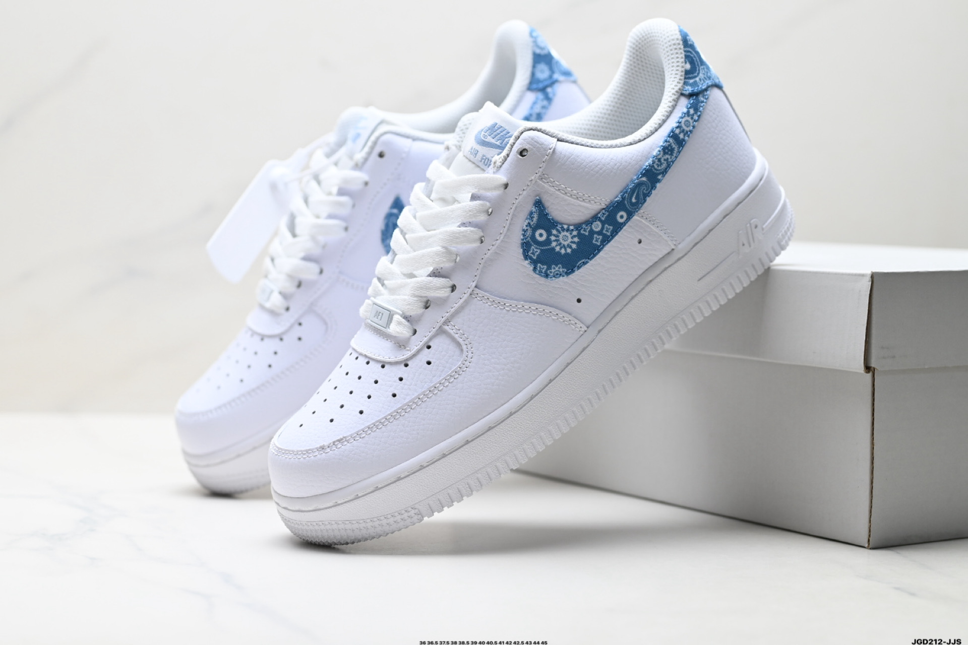 200 NIKE AIR FORCE 1‘07 DH4406-100-Chinese UA Cheap High Quatity Brand Clothes Bags handbags Sneakers wholesale wholesaler seller from China Factory suppliers Fashion Clothing Shoes best Quality Beautiful Price 200 NIKE AIR FORCE 1‘07 DH4406-100