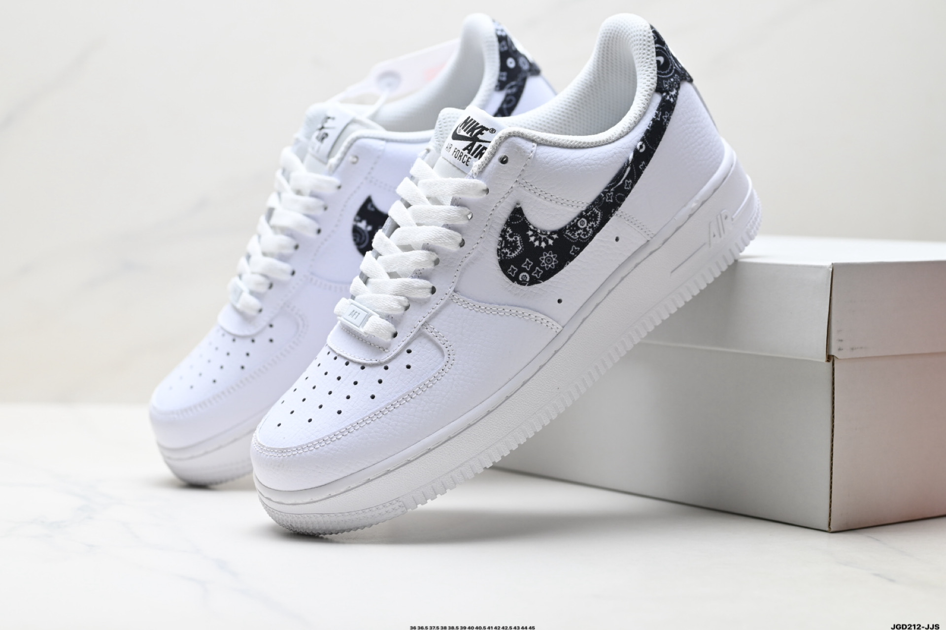 200 NIKE AIR FORCE 1‘07 DH4406-100-Chinese UA Cheap High Quatity Brand Clothes Bags handbags Sneakers wholesale wholesaler seller from China Factory suppliers Fashion Clothing Shoes best Quality Beautiful Price 200 NIKE AIR FORCE 1‘07 DH4406-100