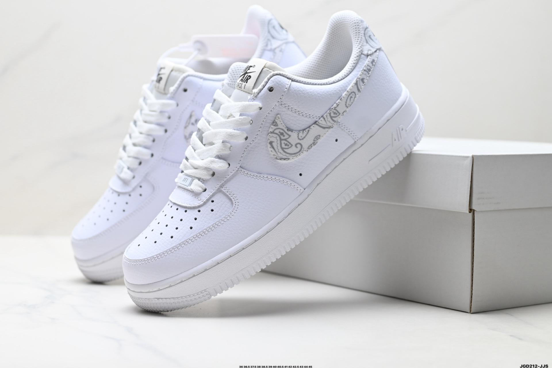 200 NIKE AIR FORCE 1‘07 DH4406-100-Chinese UA Cheap High Quatity Brand Clothes Bags handbags Sneakers wholesale wholesaler seller from China Factory suppliers Fashion Clothing Shoes best Quality Beautiful Price 200 NIKE AIR FORCE 1‘07 DH4406-100