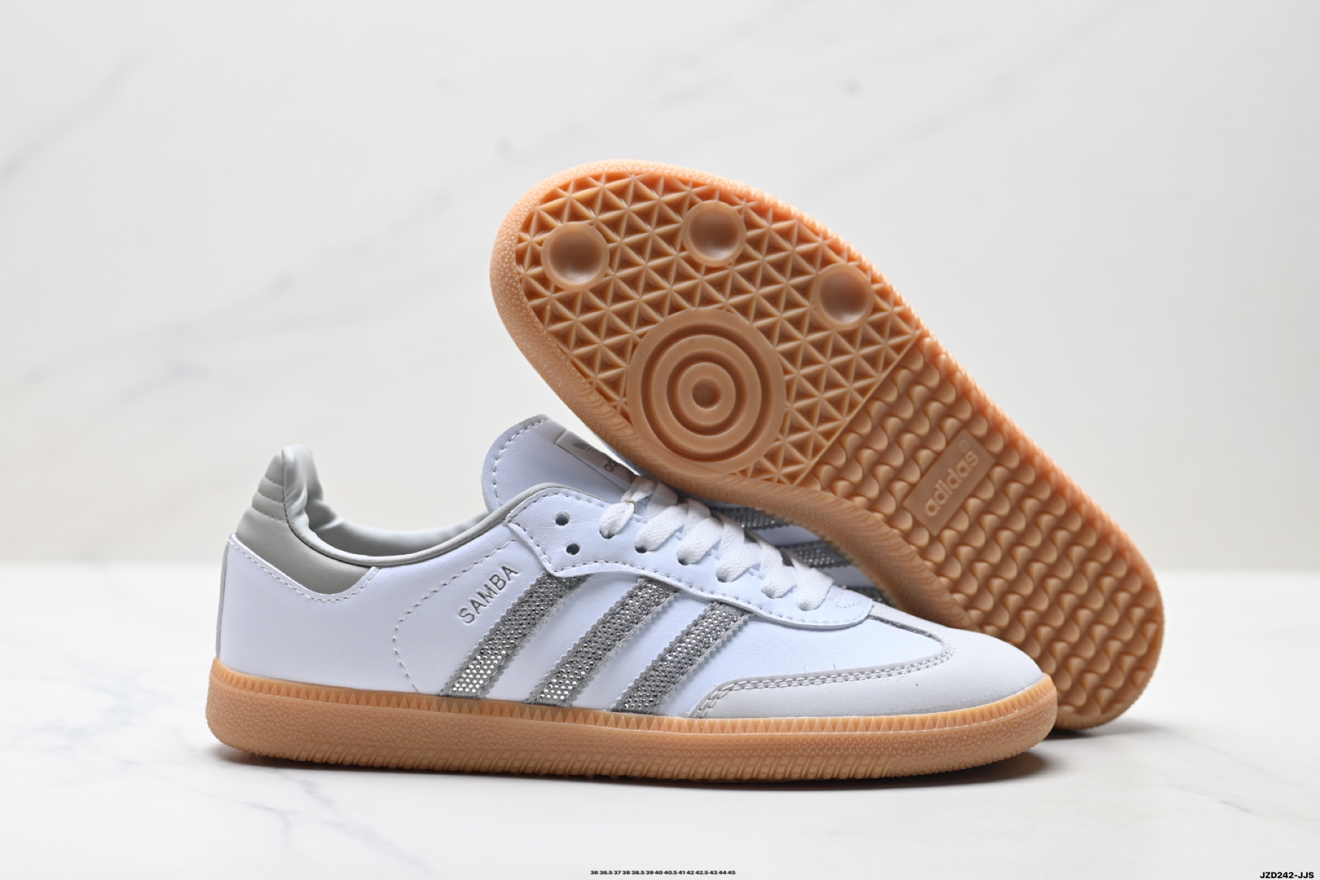 160 Adidas Originals Samba 桑巴舞系列 阿迪达斯 三叶草 绅士德训足球风百搭低帮休闲运动板鞋 KK0063-Chinese UA Cheap High Quatity Brand Clothes Bags handbags Sneakers wholesale wholesaler seller from China Factory suppliers Fashion Clothing Shoes best Quality Beautiful Price 160 Adidas Originals Samba 桑巴舞系列 阿迪达斯 三叶草 绅士德训足球风百搭低帮休闲运动板鞋 KK0063