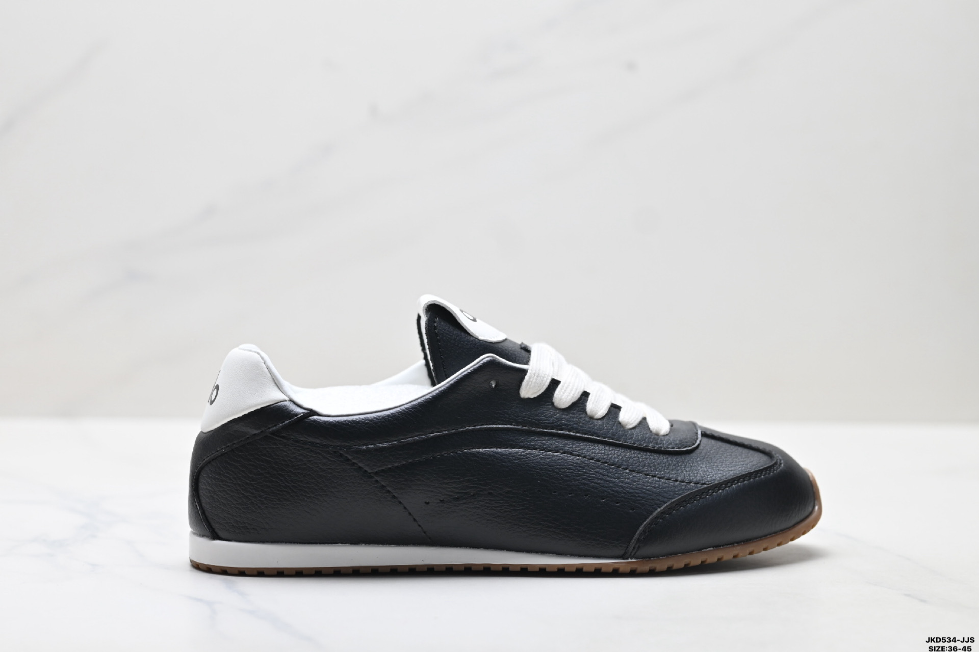 180 Alo Yoga Sunset Sneaker 休闲城市通勤 舒适生活休闲鞋