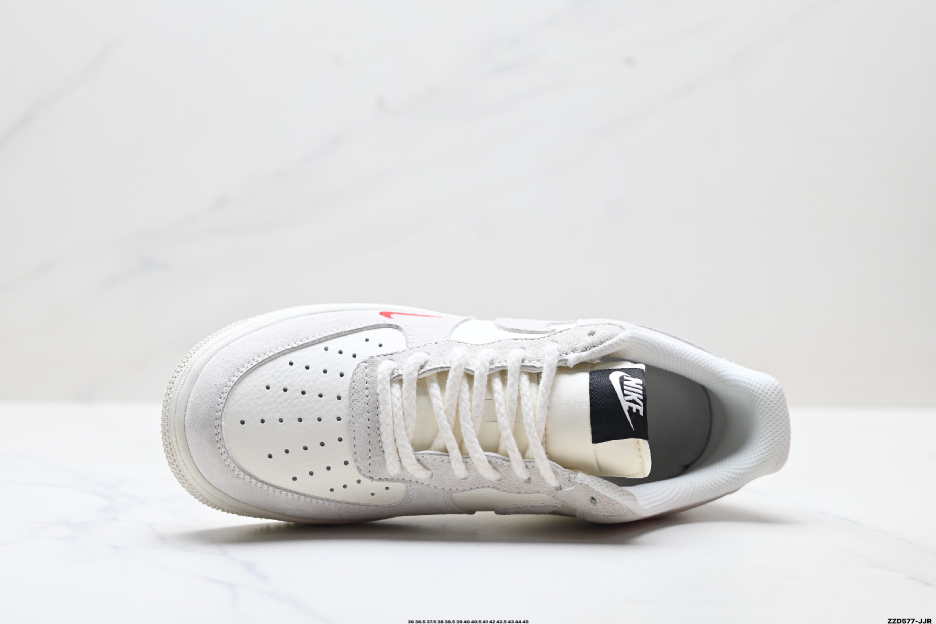 270 NIKE AIR FORCE 1‘07 LV8 XT6998-101