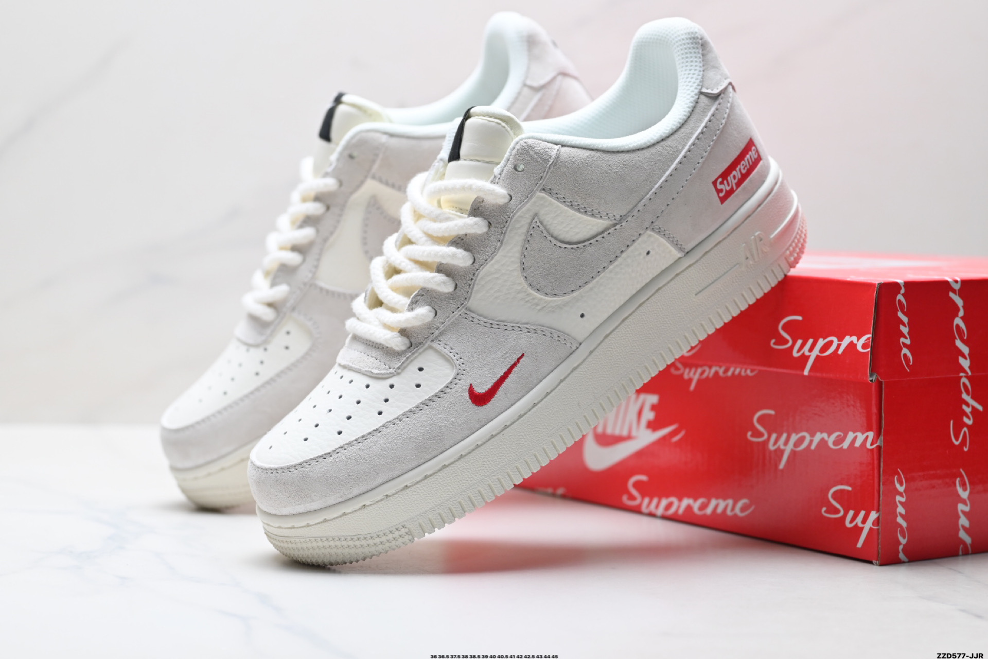 270 NIKE AIR FORCE 1‘07 LV8 XT6998-101