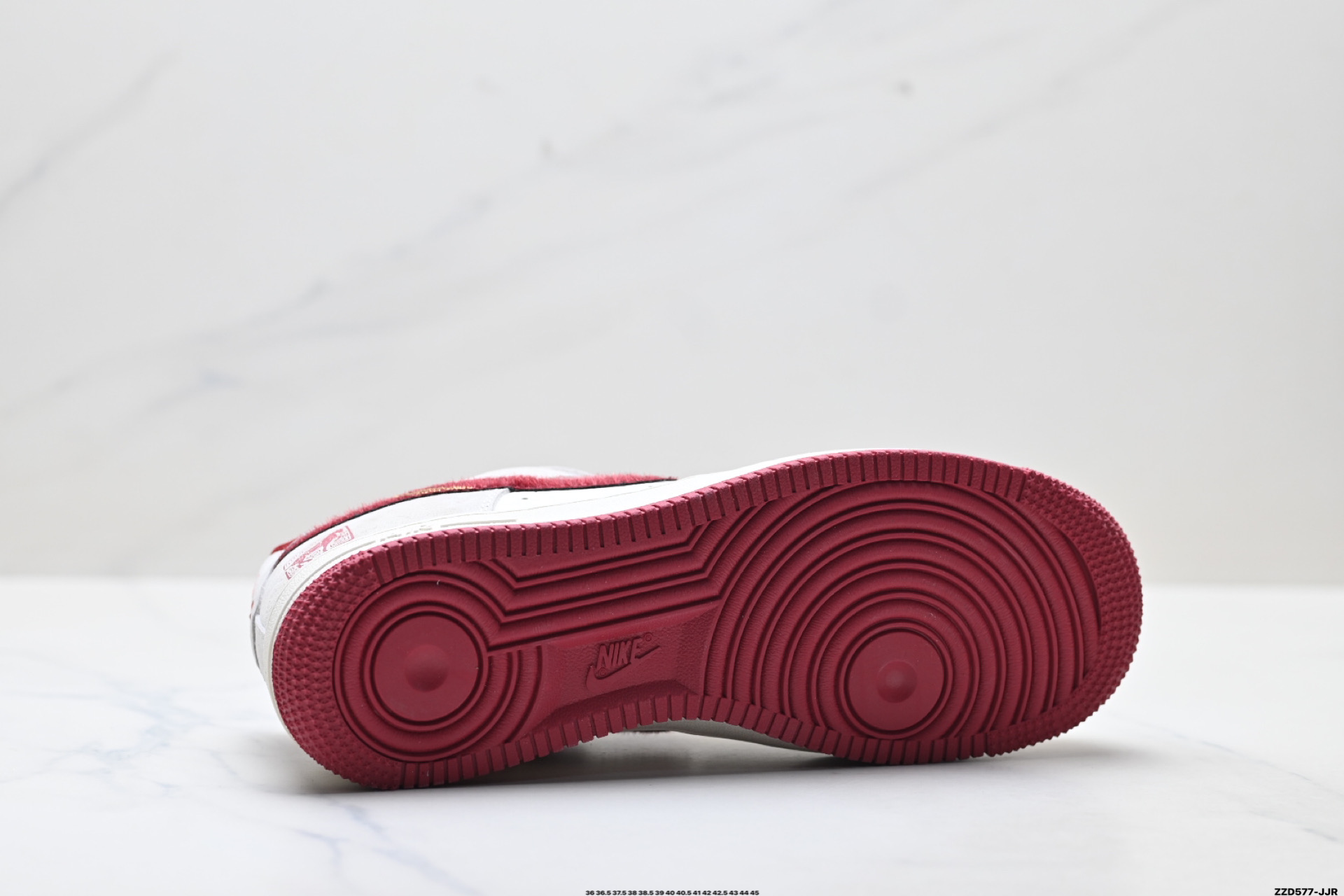 270 NIKE AIR FORCE 1‘07 LV8 XA2001-905