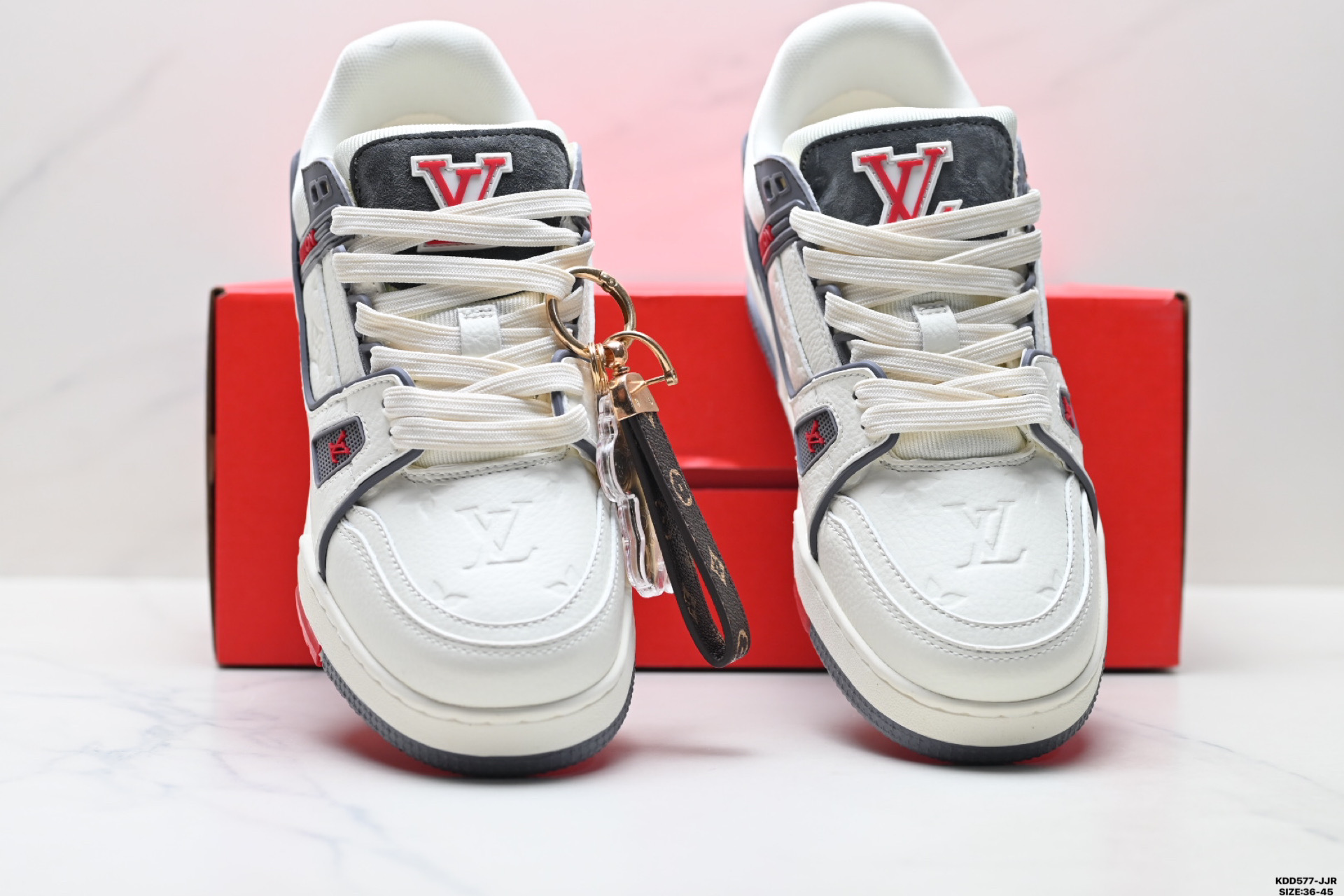 490 纯原马年限定中国红礼盒Louis vuitton Trainer Sneaker Low 路易威登 休闲运动文化百搭板鞋-Chinese UA Cheap High Quatity Brand Clothes Bags handbags Sneakers wholesale wholesaler seller from China Factory suppliers Fashion Clothing Shoes best Quality Beautiful Price 490 纯原马年限定中国红礼盒Louis vuitton Trainer Sneaker Low 路易威登 休闲运动文化百搭板鞋