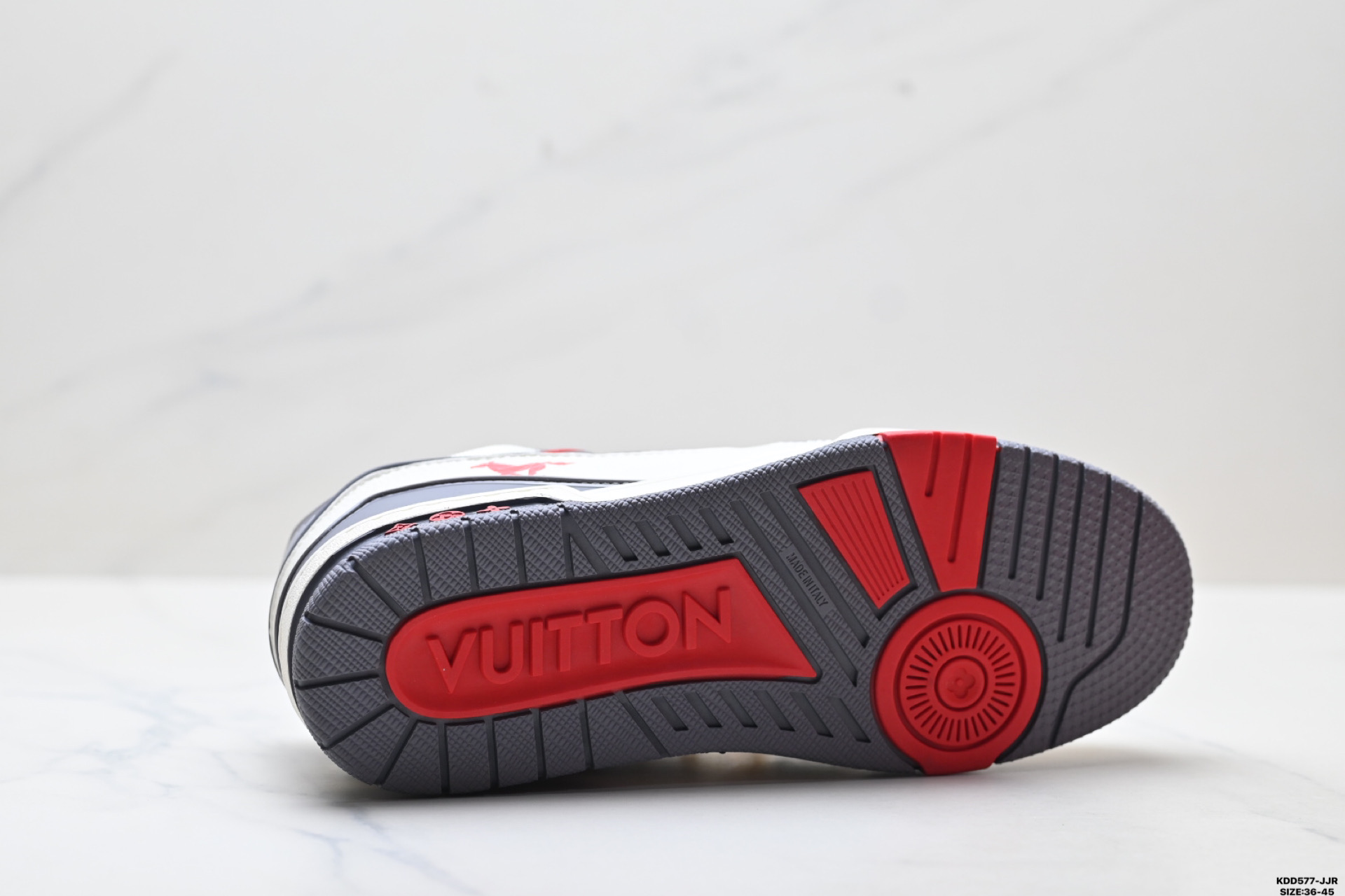 490 纯原马年限定中国红礼盒Louis vuitton Trainer Sneaker Low 路易威登 休闲运动文化百搭板鞋-Chinese UA Cheap High Quatity Brand Clothes Bags handbags Sneakers wholesale wholesaler seller from China Factory suppliers Fashion Clothing Shoes best Quality Beautiful Price 490 纯原马年限定中国红礼盒Louis vuitton Trainer Sneaker Low 路易威登 休闲运动文化百搭板鞋