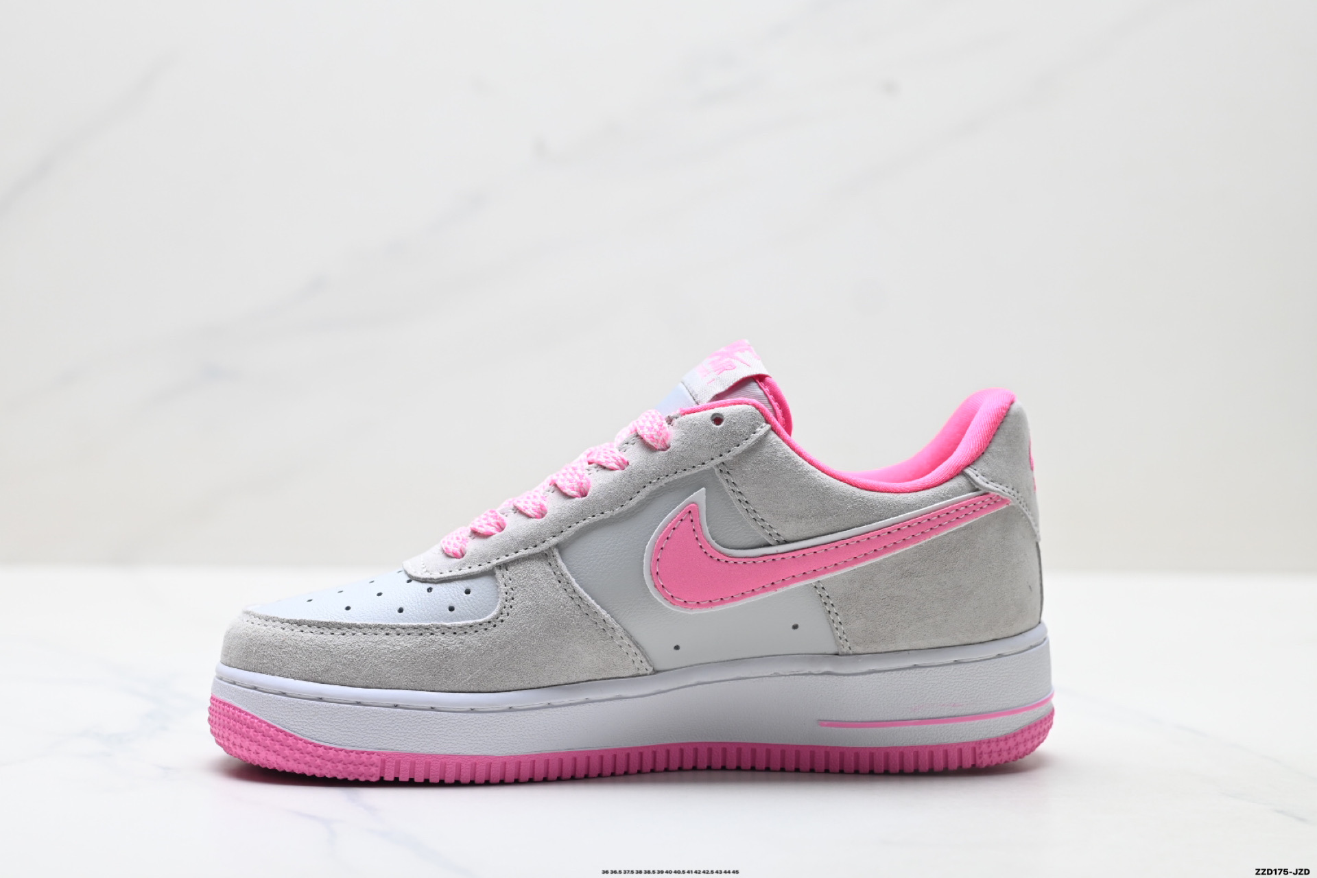 NIKE AIR FORCE 1‘07 SS1979-008