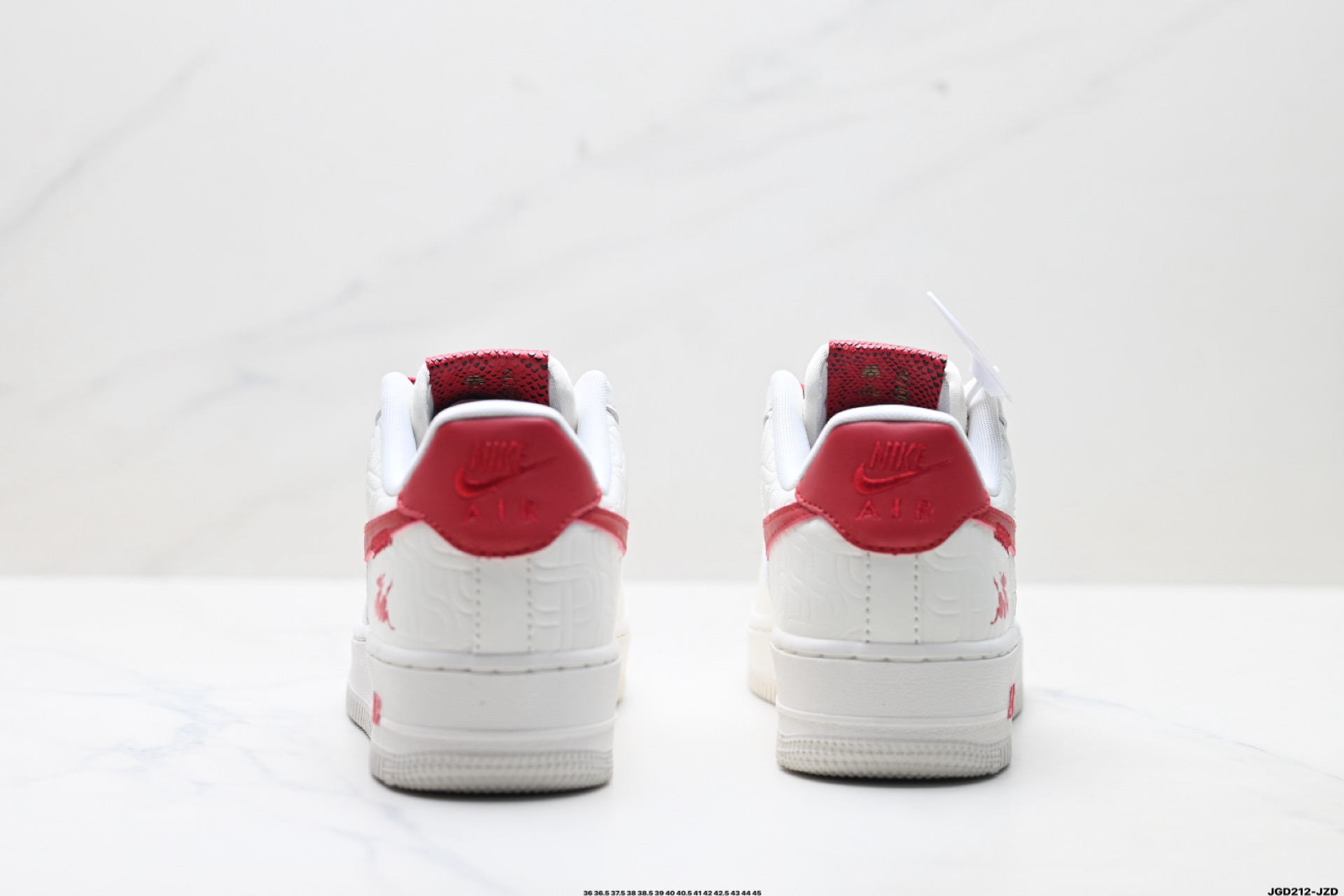 NIKE AIR FORCE 1‘07 HV5979-130