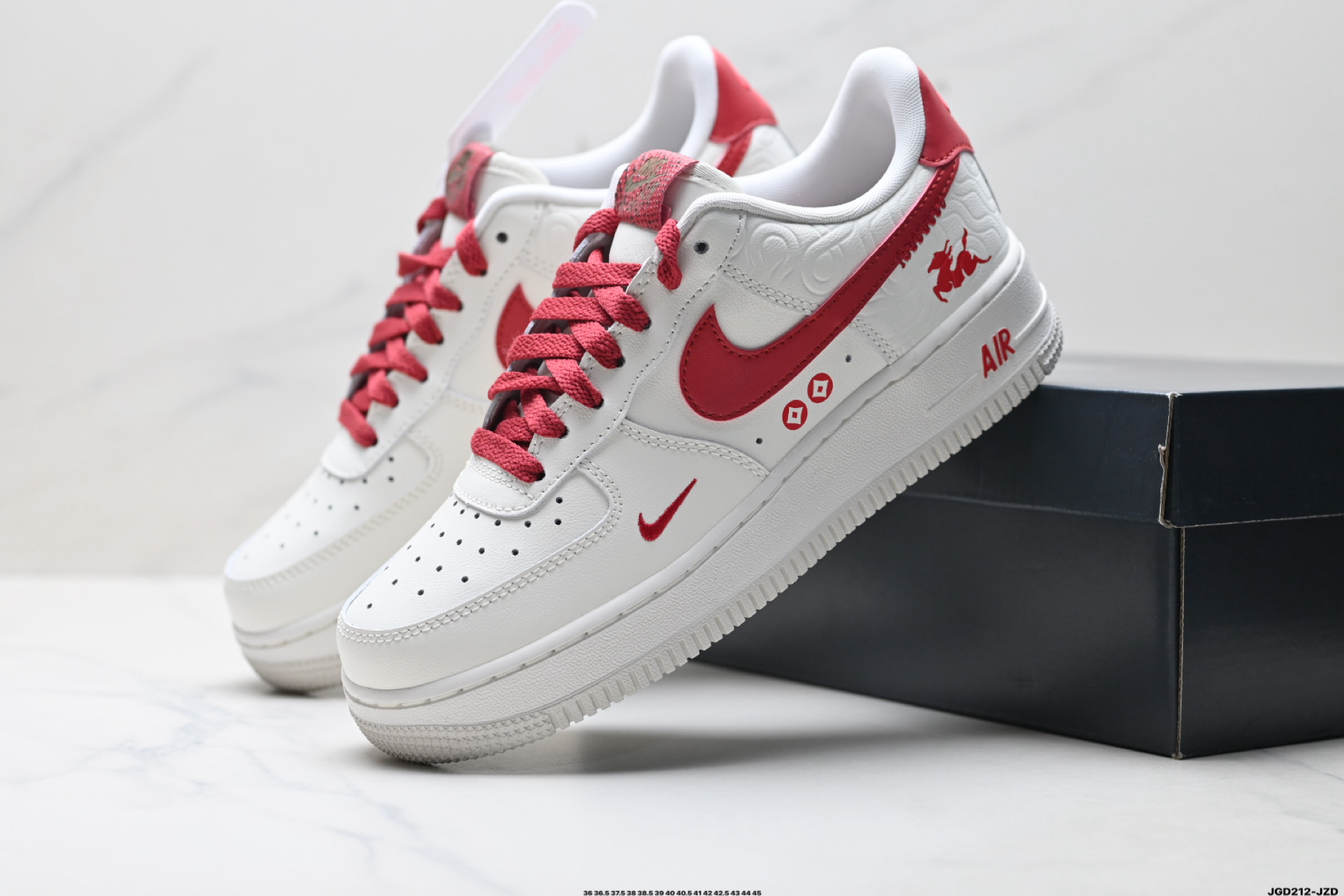 NIKE AIR FORCE 1‘07 HV5979-130