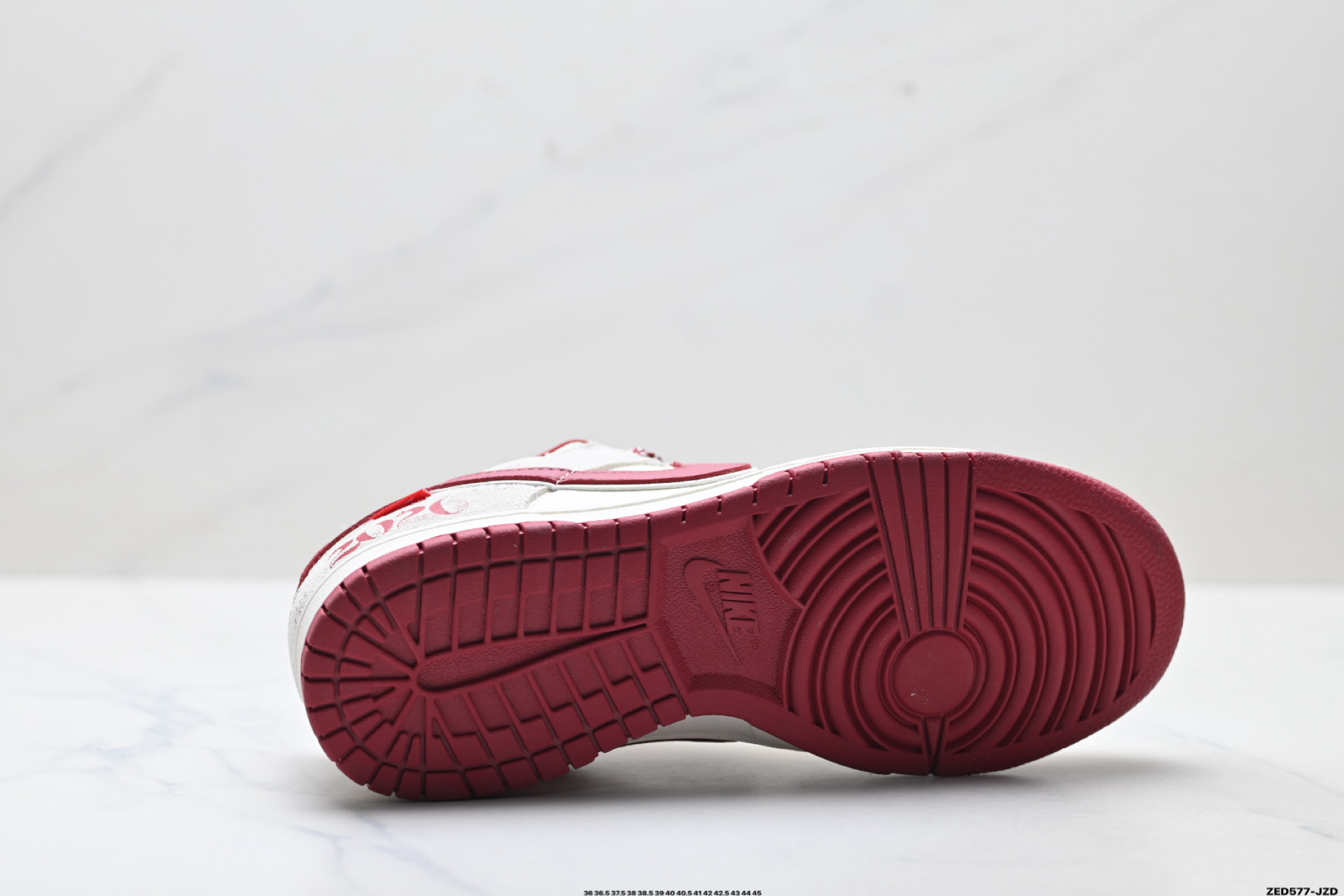Nike Dunk Low Retro ‘DIY高端定制’耐克 低帮休闲运动板鞋 KG6699-F18-莆田鞋,莆田鞋货源,高仿鞋,高仿鞋货源,安福档口,莆田高仿鞋,莆田鞋批发,高仿鞋批发,莆田高仿运动鞋,高仿运动鞋,莆田运动鞋 Nike Dunk Low Retro ‘DIY高端定制’耐克 低帮休闲运动板鞋 KG6699-F18