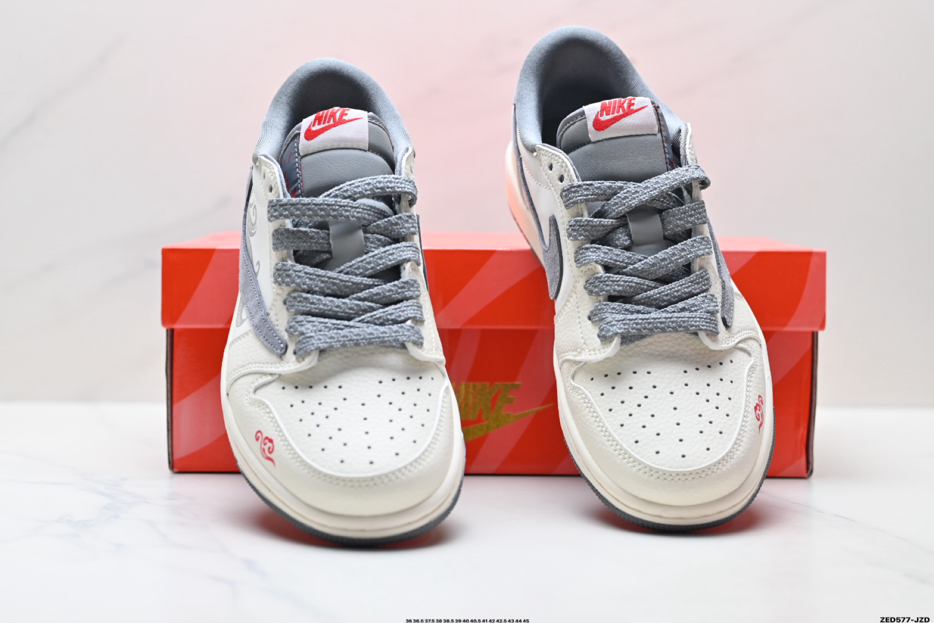 Nike Air Jordan 1 x Travis Scott AJ1倒勾 乔一倒钩 ‘DIY’定制 耐克 低帮文化篮球鞋 XT6998-116