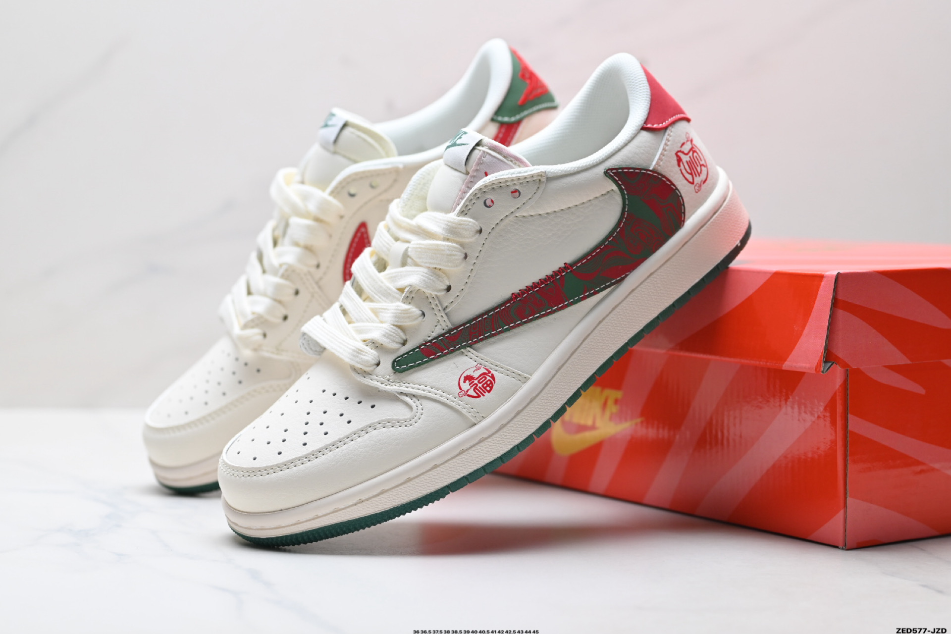 Nike Air Jordan 1 x Travis Scott AJ1倒勾 乔一倒钩 ‘DIY’定制 耐克 低帮文化篮球鞋 SD6868-118