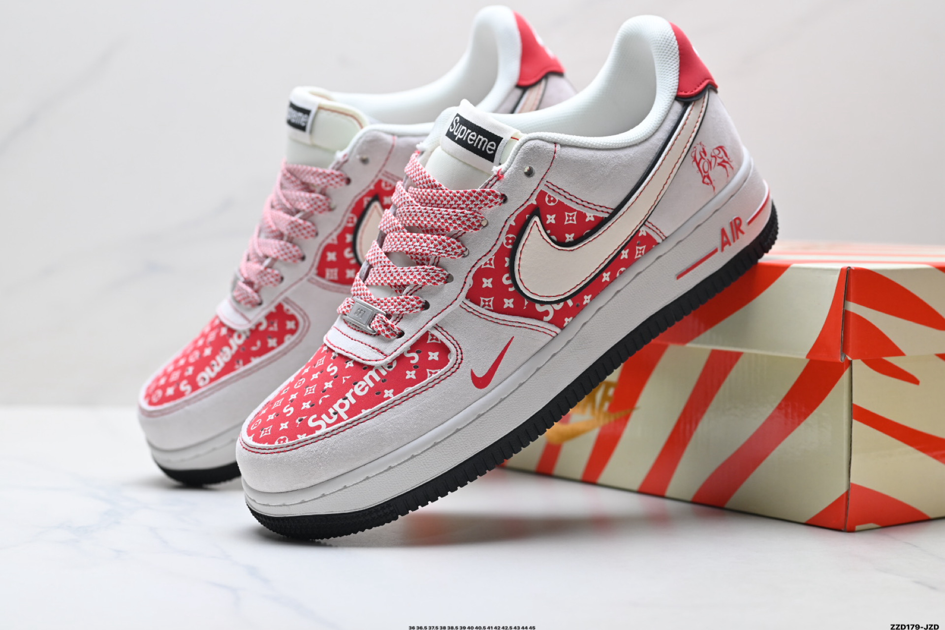 NIKE AIR FORCE 1‘07 LV8 JP2076-131