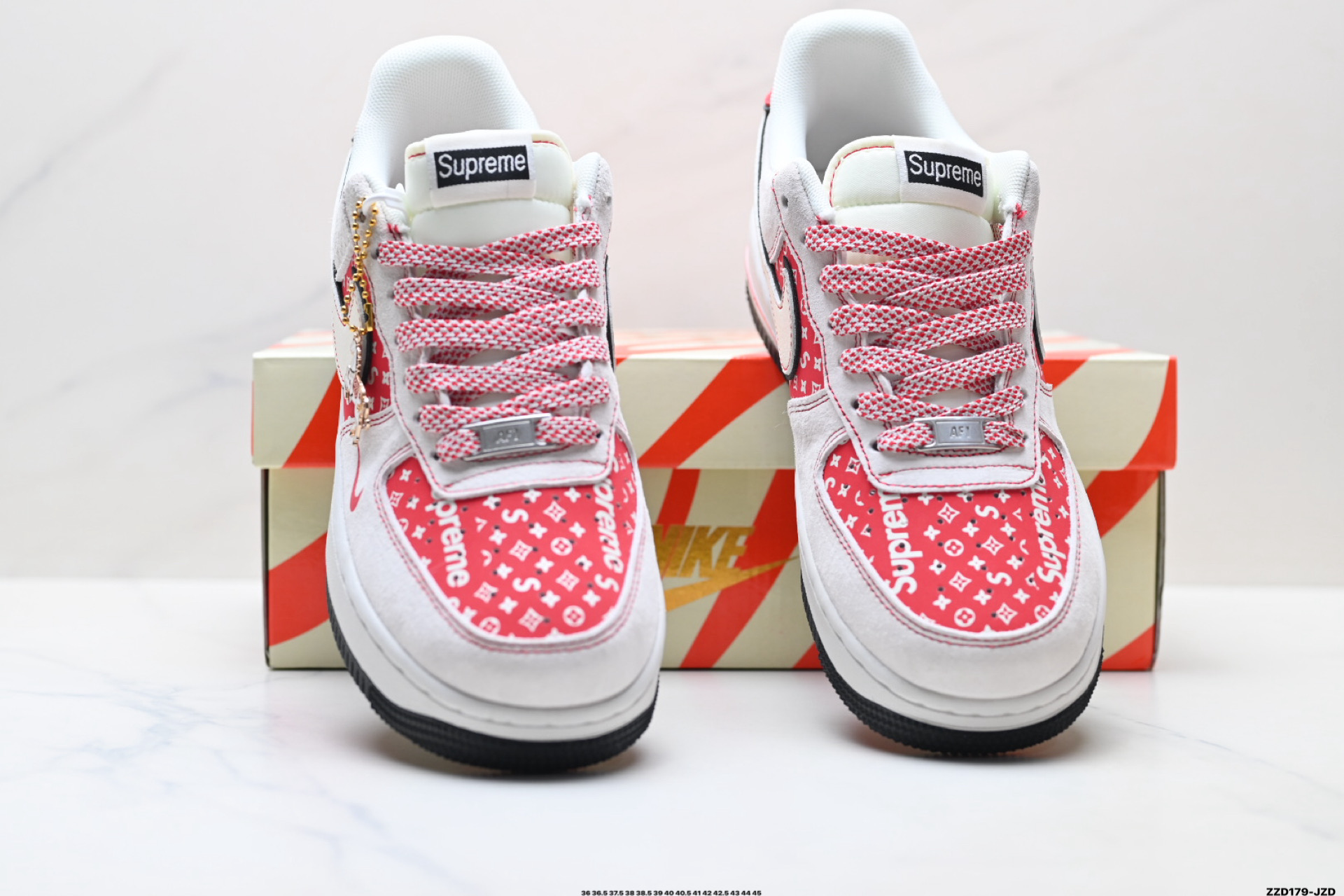 NIKE AIR FORCE 1‘07 LV8 JP2076-131