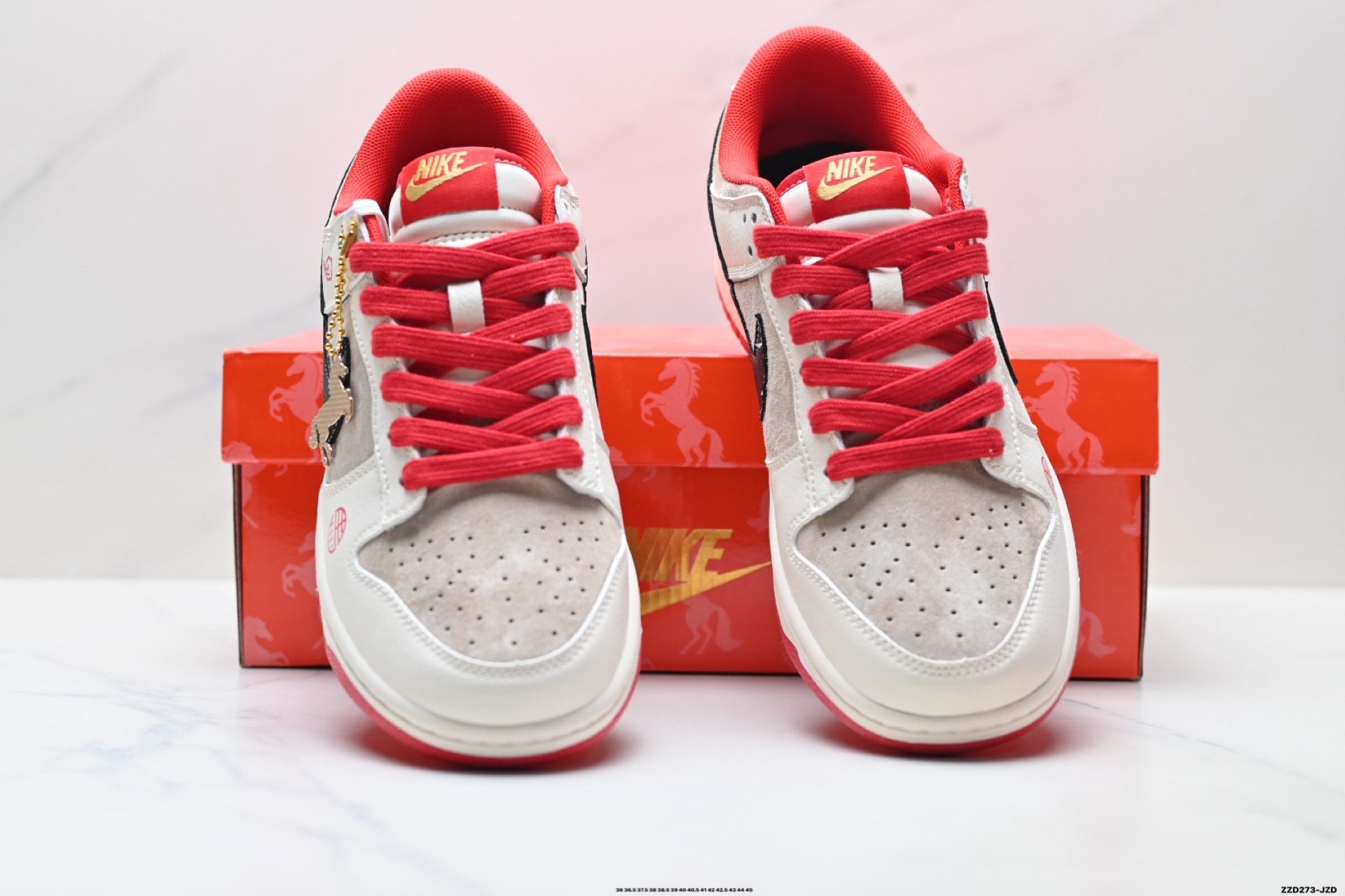 Nike Dunk Low Retro ‘DIY高端定制’耐克 低帮休闲运动板鞋 HG0026-006-莆田鞋,莆田鞋货源,高仿鞋,高仿鞋货源,安福档口,莆田高仿鞋,莆田鞋批发,高仿鞋批发,莆田高仿运动鞋,高仿运动鞋,莆田运动鞋 Nike Dunk Low Retro ‘DIY高端定制’耐克 低帮休闲运动板鞋 HG0026-006