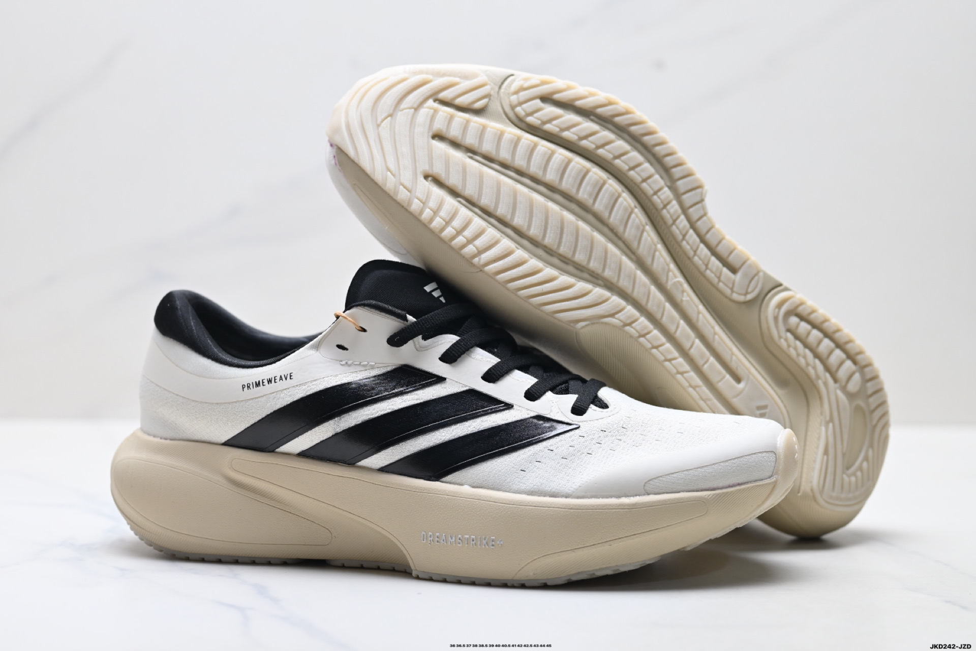 Adidas Primeweave 阿迪达斯 减震回弹 运动透气休闲跑步鞋 KK1203