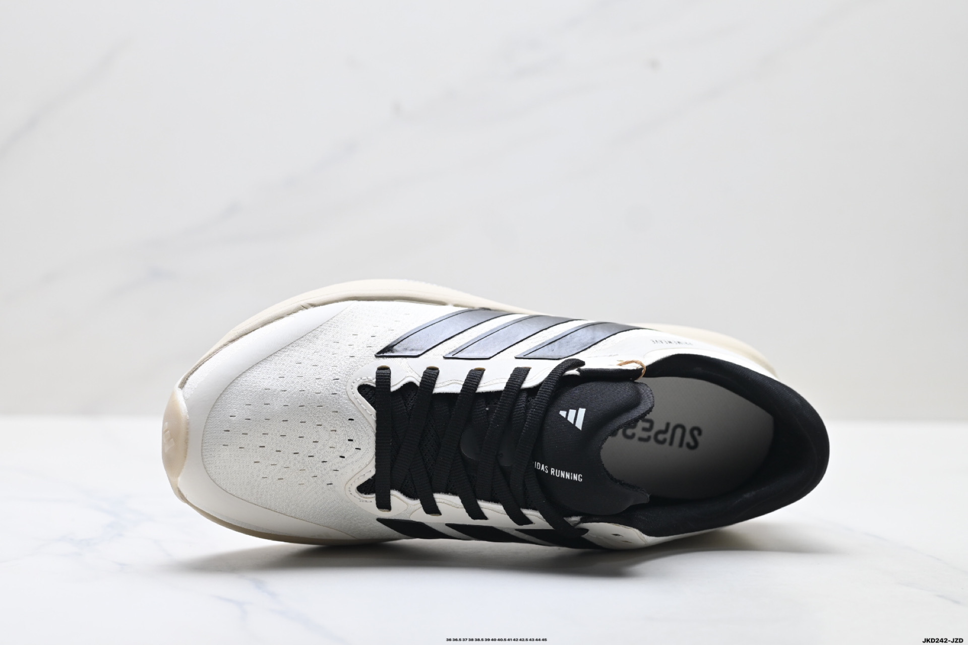 Adidas Primeweave 阿迪达斯 减震回弹 运动透气休闲跑步鞋 KK1203