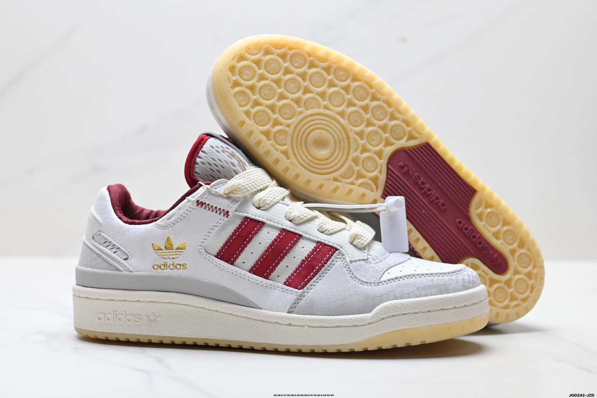 Adidas Forum Low CL 蛇年限定 阿迪达斯 低帮百搭潮流休闲运动板鞋 JP10009-莆田鞋,莆田鞋货源,高仿鞋,高仿鞋货源,安福档口,莆田高仿鞋,莆田鞋批发,高仿鞋批发,莆田高仿运动鞋,高仿运动鞋,莆田运动鞋 Adidas Forum Low CL 蛇年限定 阿迪达斯 低帮百搭潮流休闲运动板鞋 JP10009