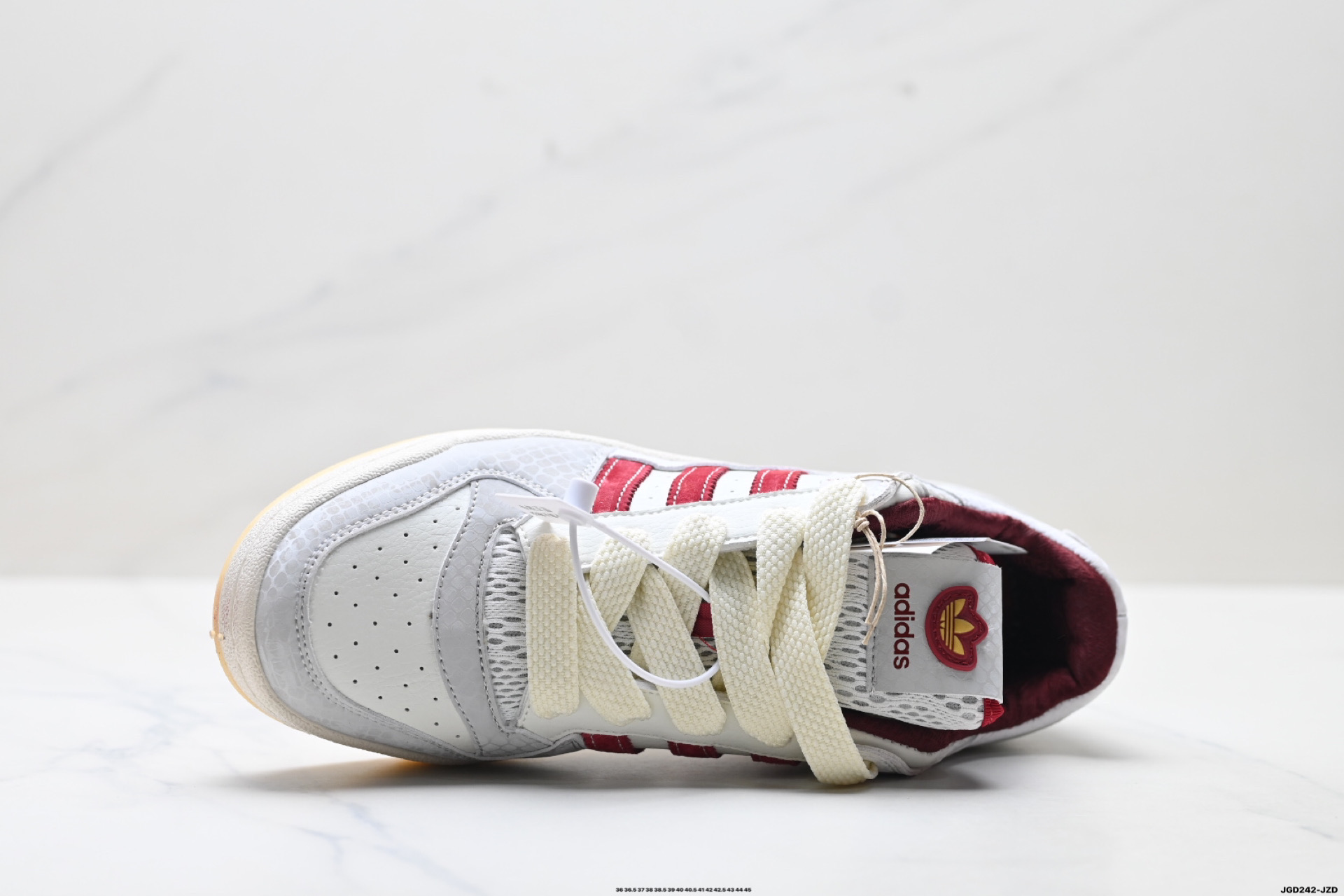 Adidas Forum Low CL 蛇年限定 阿迪达斯 低帮百搭潮流休闲运动板鞋 JP10009-莆田鞋,莆田鞋货源,高仿鞋,高仿鞋货源,安福档口,莆田高仿鞋,莆田鞋批发,高仿鞋批发,莆田高仿运动鞋,高仿运动鞋,莆田运动鞋 Adidas Forum Low CL 蛇年限定 阿迪达斯 低帮百搭潮流休闲运动板鞋 JP10009