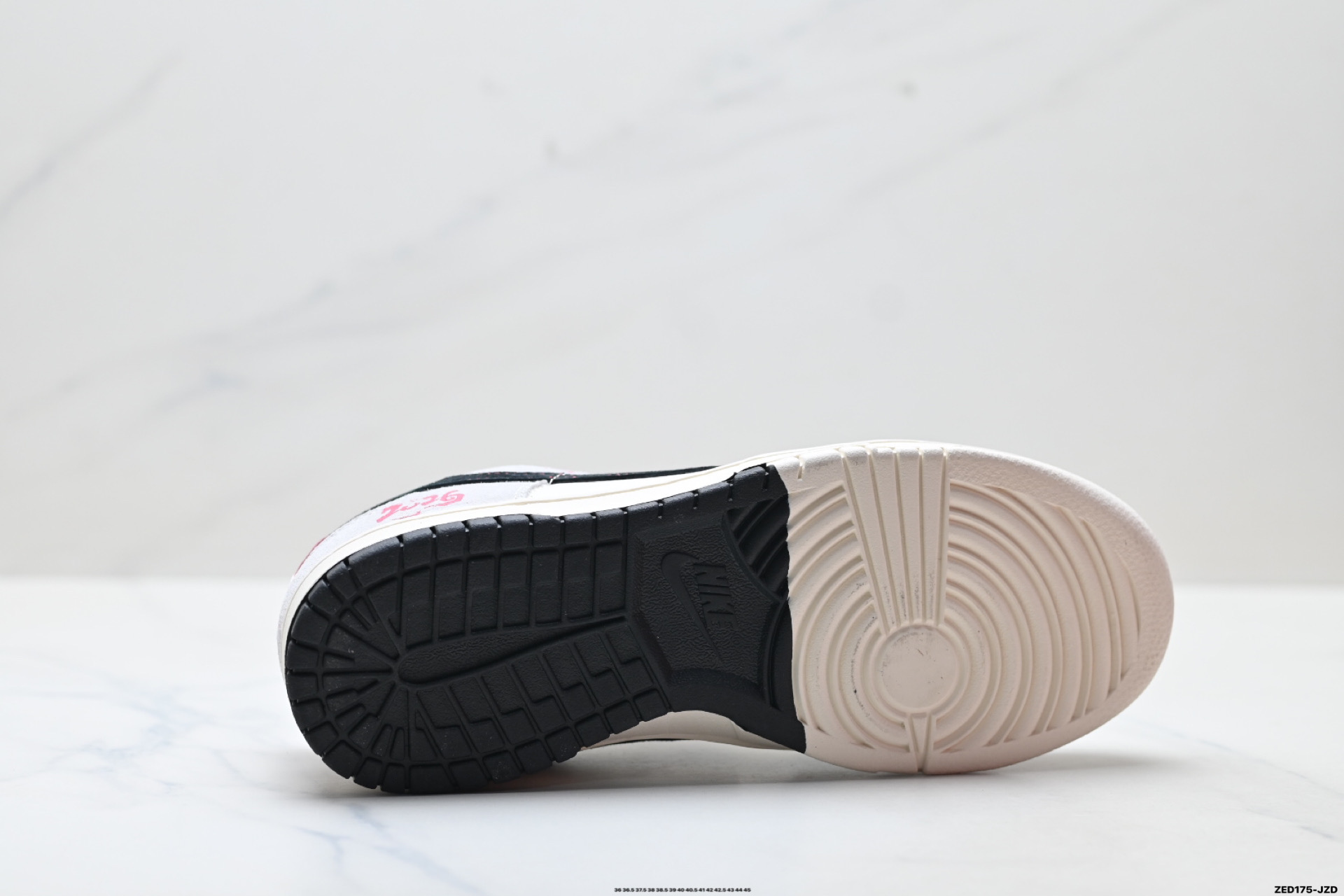 Nike Dunk Low Retro ‘DIY高端定制’耐克 低帮休闲运动板鞋 ZH2598-807