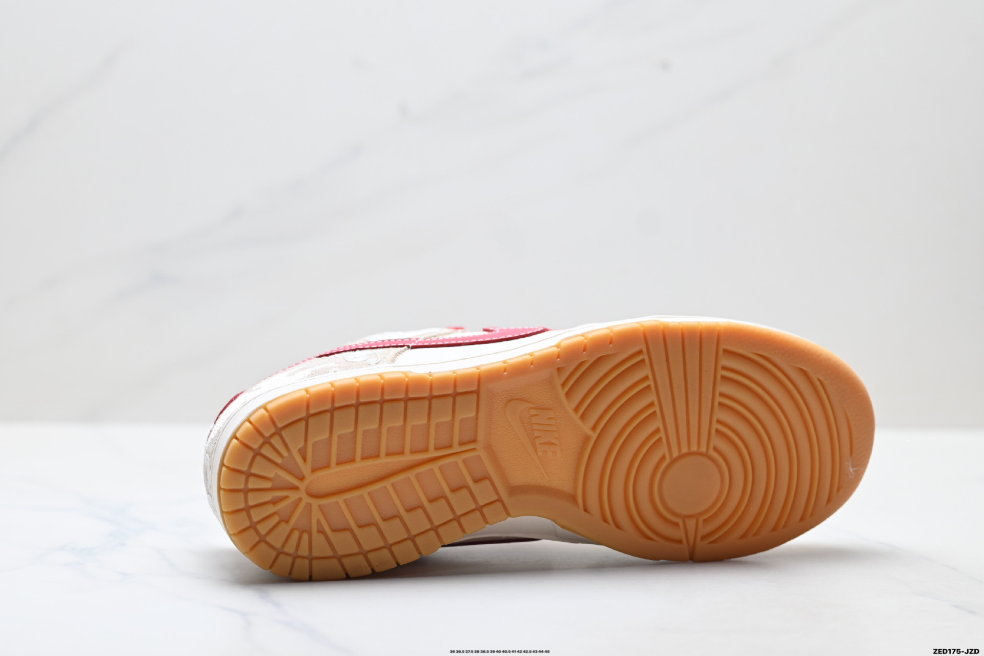 Nike Dunk Low Retro ‘DIY高端定制’耐克 低帮休闲运动板鞋 DX2688-016-莆田鞋,莆田鞋货源,高仿鞋,高仿鞋货源,安福档口,莆田高仿鞋,莆田鞋批发,高仿鞋批发,莆田高仿运动鞋,高仿运动鞋,莆田运动鞋 Nike Dunk Low Retro ‘DIY高端定制’耐克 低帮休闲运动板鞋 DX2688-016