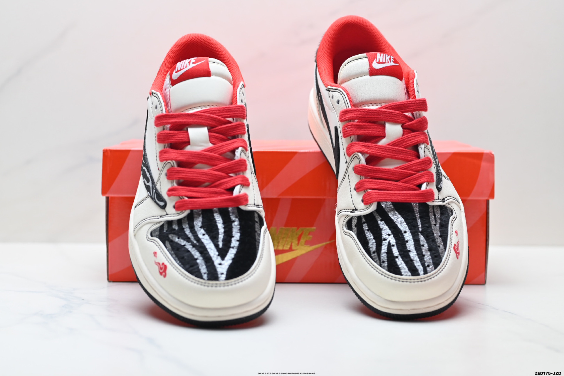 Nike Air Jordan 1 x Travis Scott AJ1倒勾 乔一倒钩 ‘DIY’定制 耐克 低帮文化篮球鞋 JJ2508-103