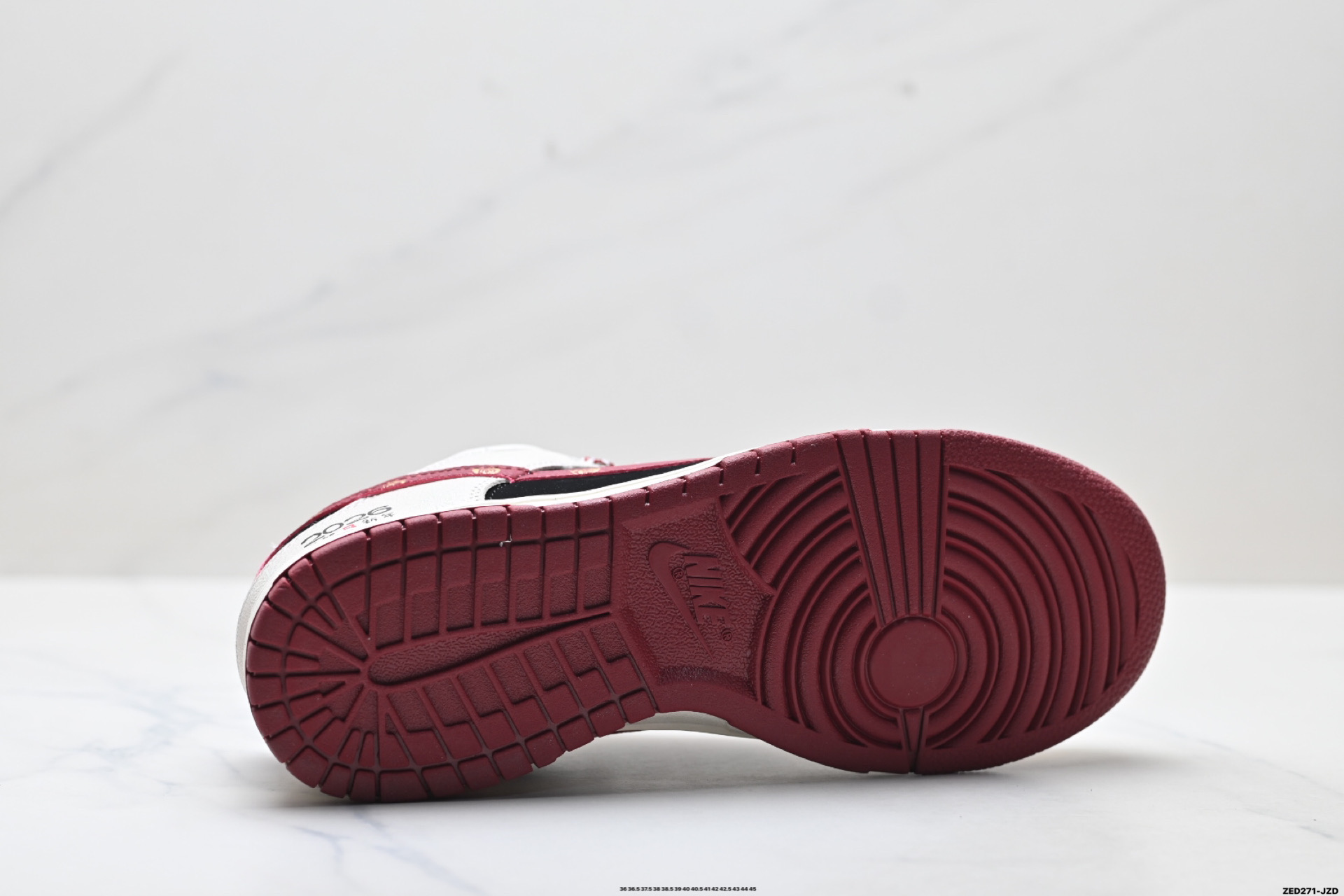 Nike Dunk Low Retro ‘DIY高端定制’耐克 低帮休闲运动板鞋 SL8888-001