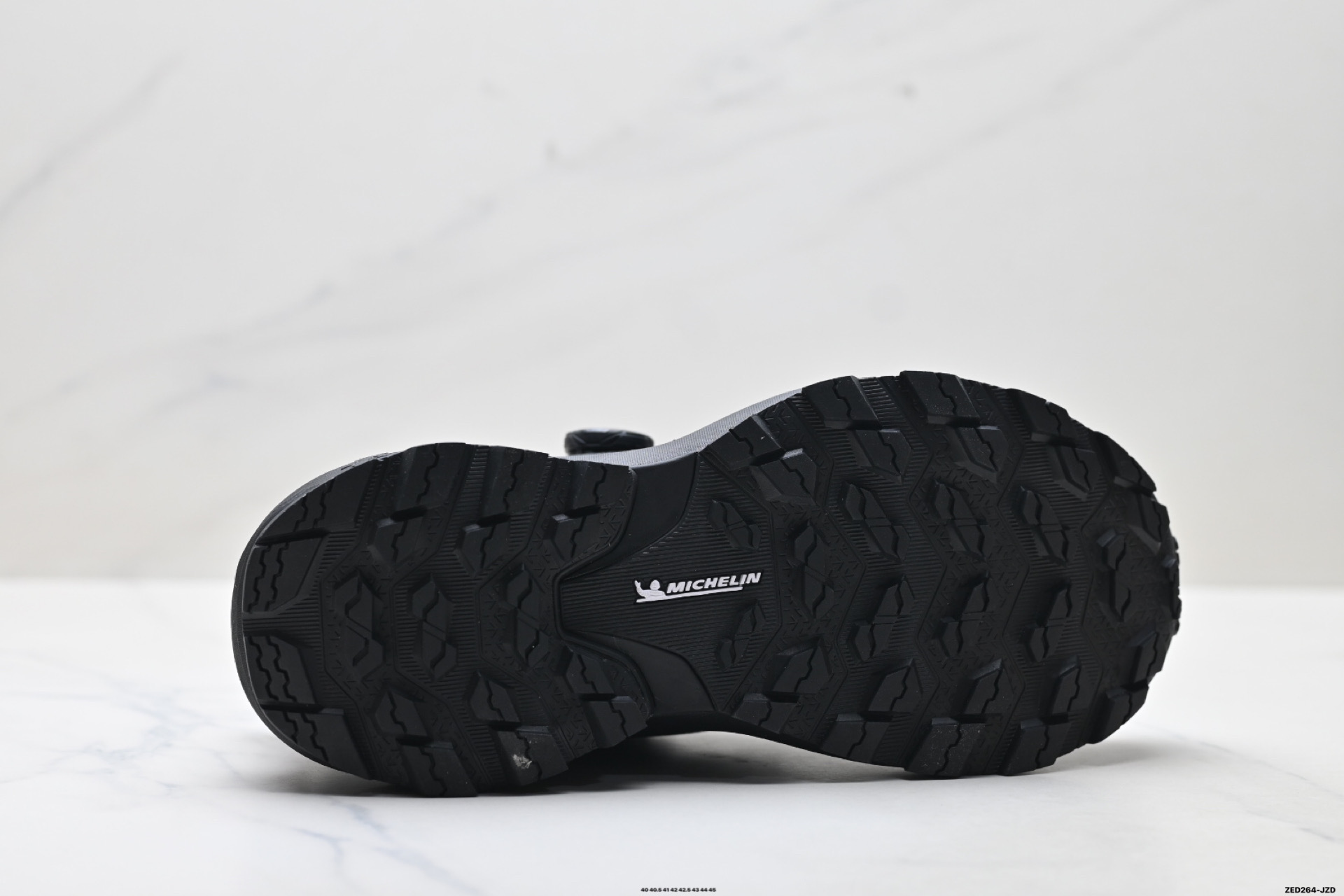 迪桑特DESCENTE SKI STYLE系列 GORE-TEX 舒适 耐磨防水 低帮 徒步鞋 D5131SSN38