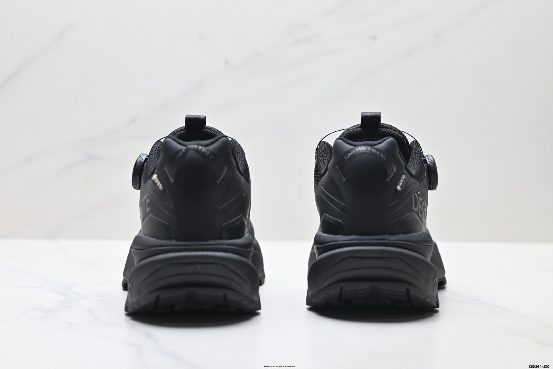 迪桑特DESCENTE SKI STYLE系列 GORE-TEX 舒适 耐磨防水 低帮 徒步鞋 D5131SSN38