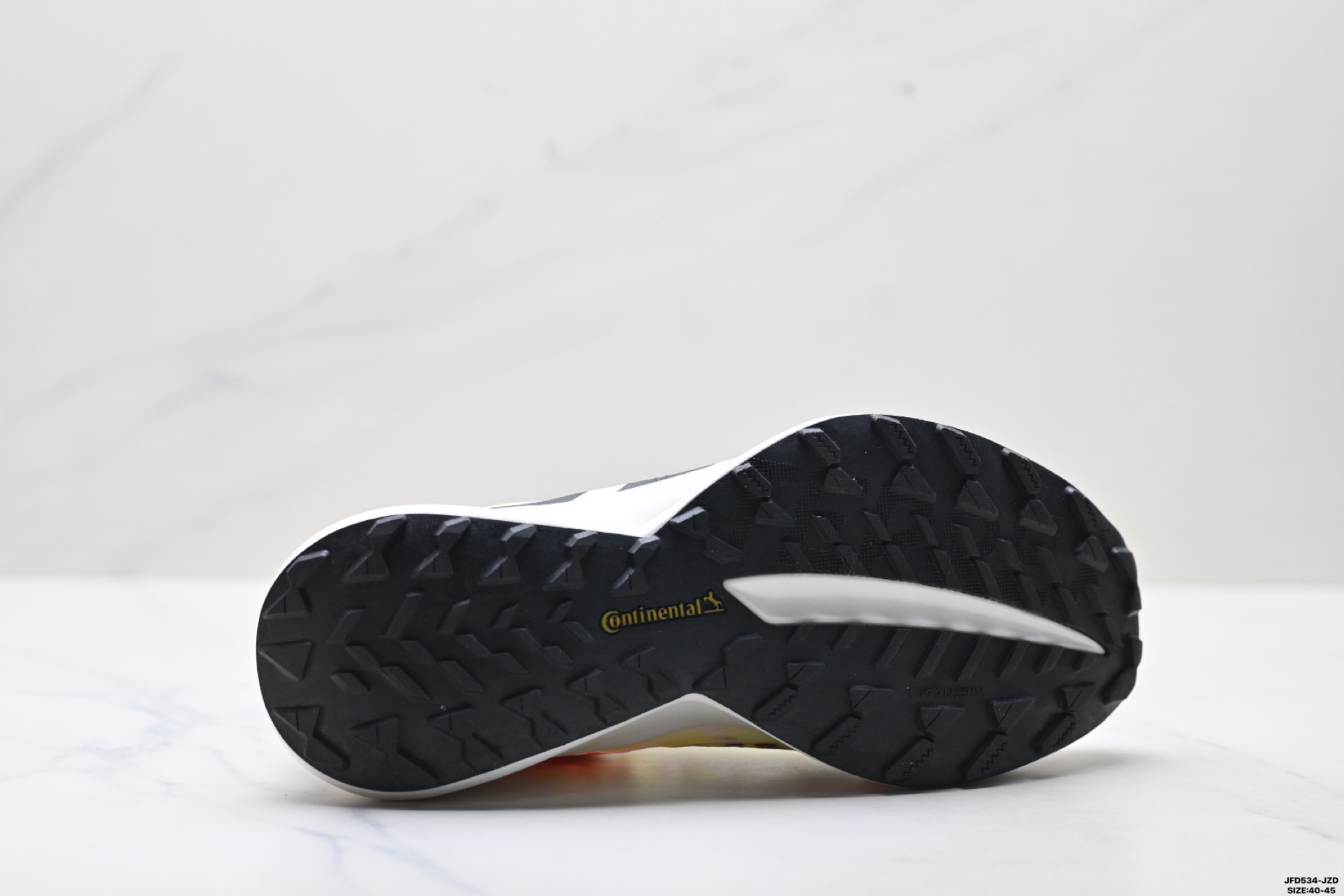 Adidas TERREX 阿迪达斯 系带缓震轻质 舒适百搭 低帮马拉松运动跑步鞋 JS3534