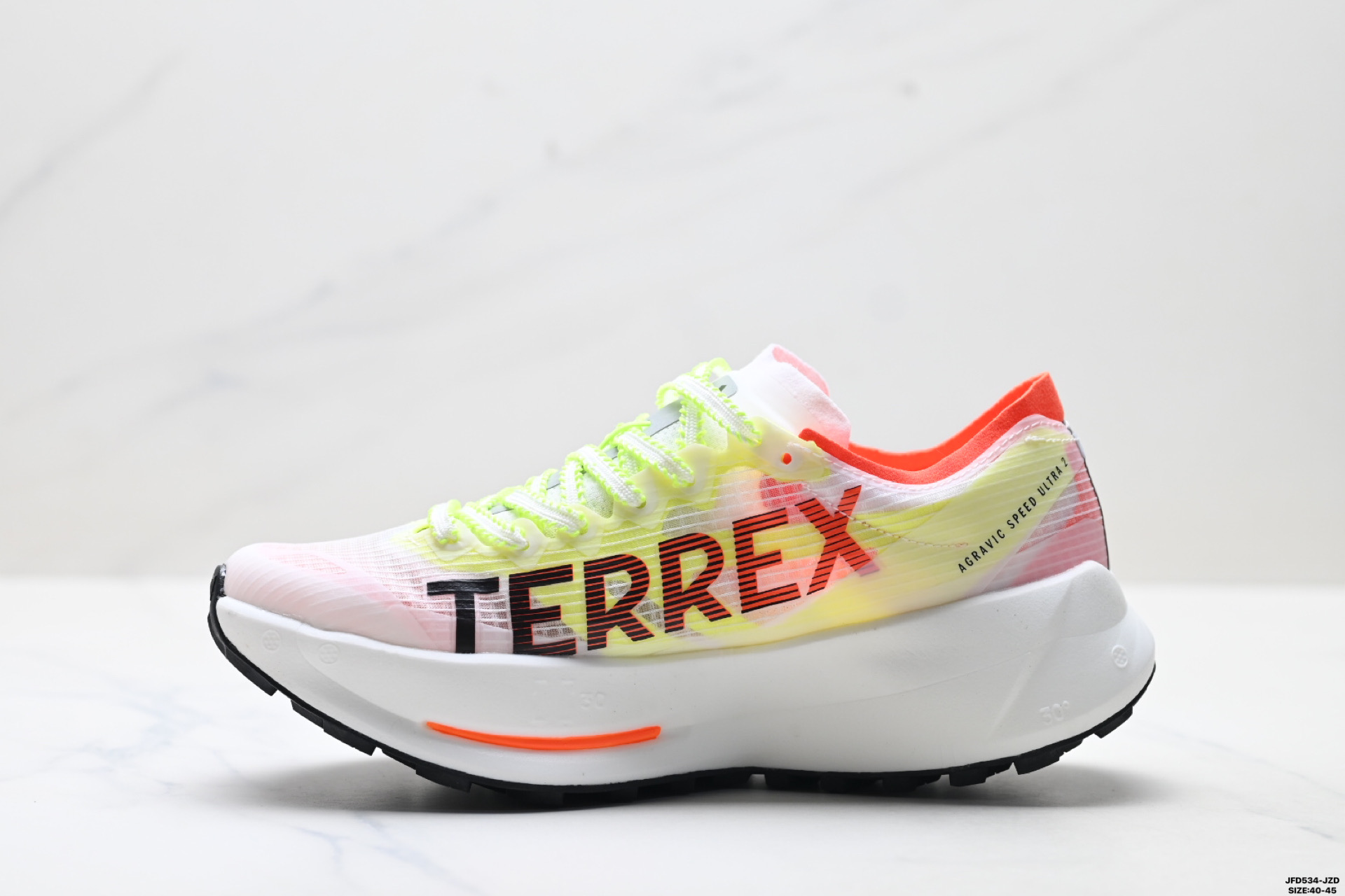 Adidas TERREX 阿迪达斯 系带缓震轻质 舒适百搭 低帮马拉松运动跑步鞋 JS3534