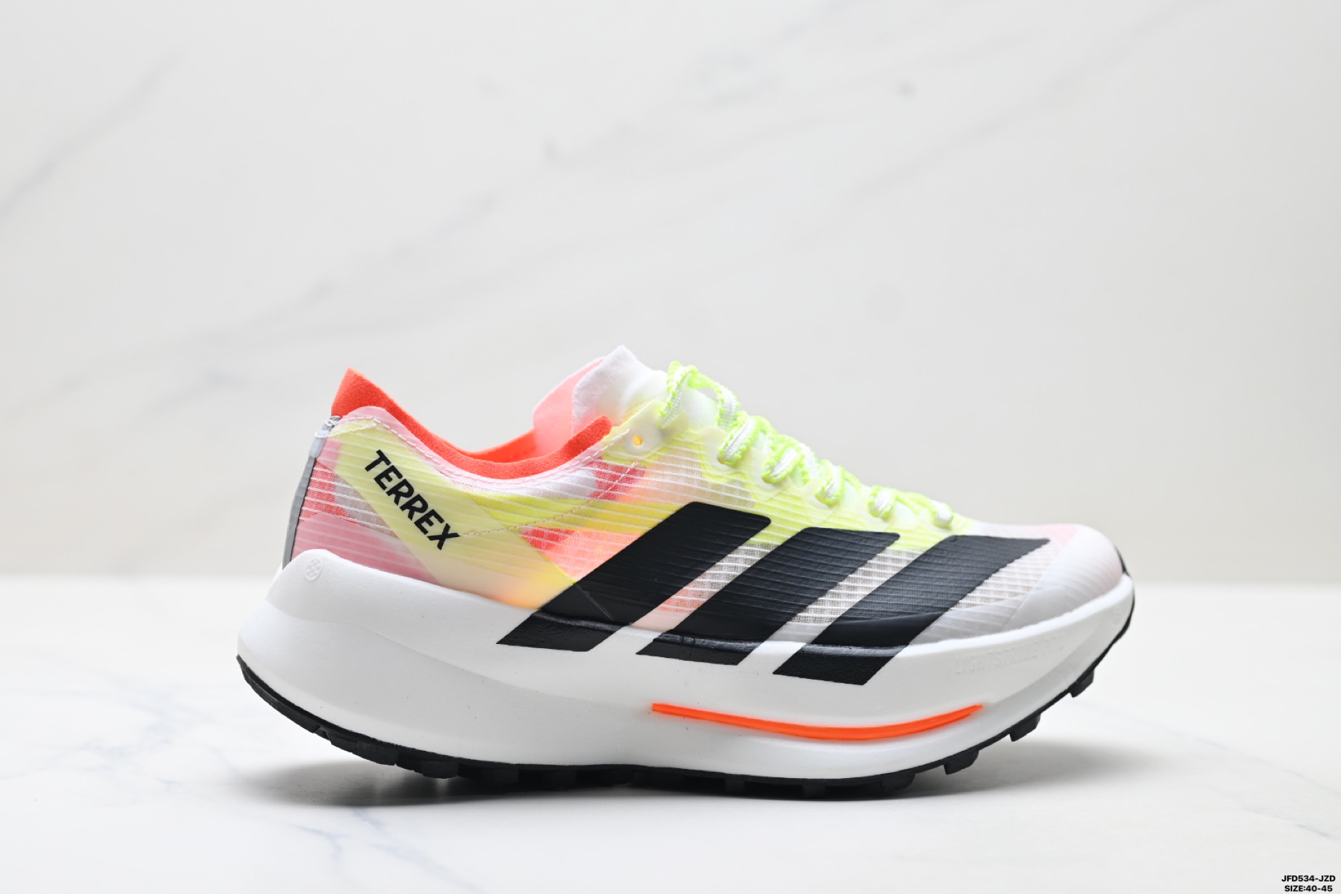 Adidas TERREX 阿迪达斯 系带缓震轻质 舒适百搭 低帮马拉松运动跑步鞋 JS3534