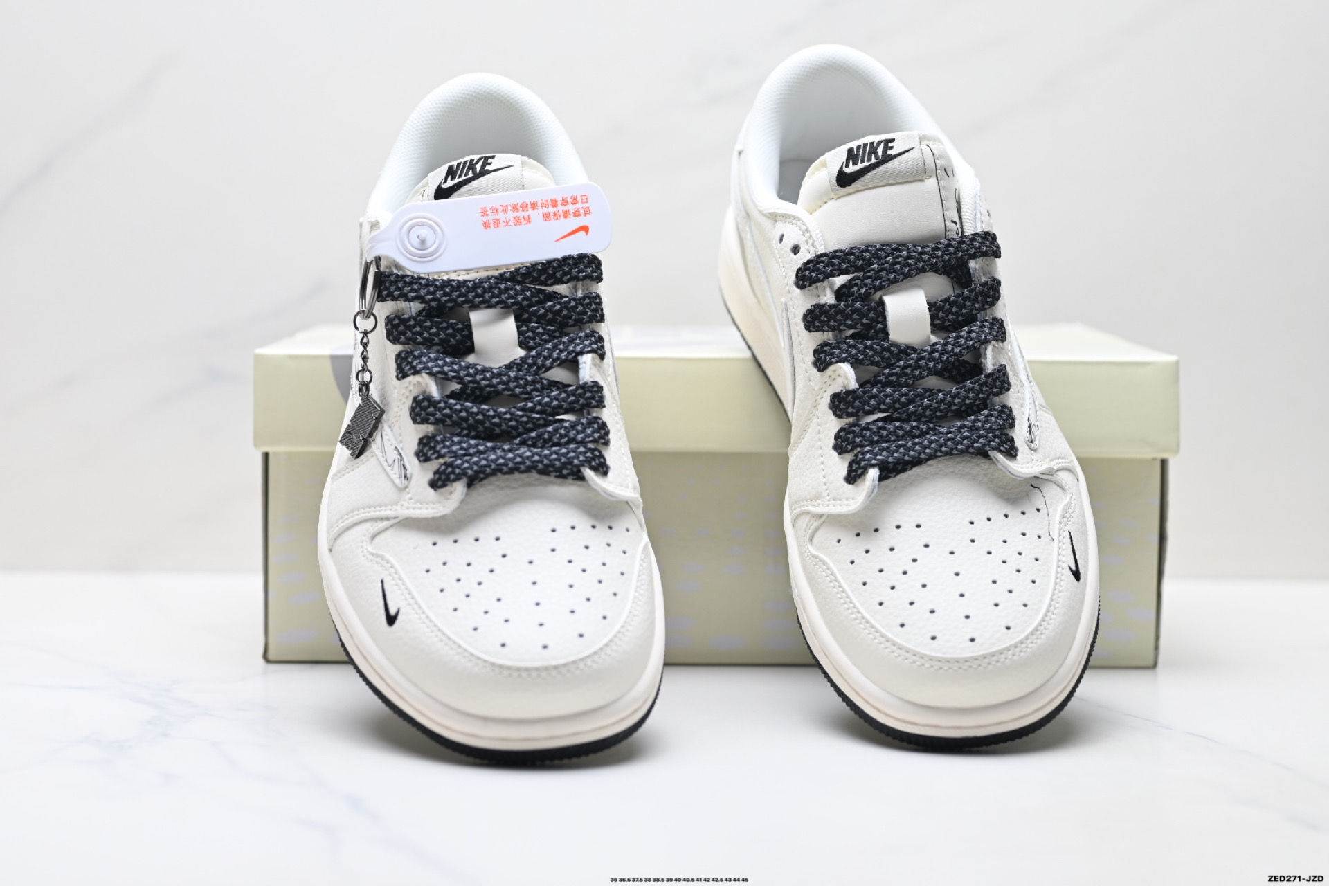 Nike Air Jordan 1 x Travis Scott AJ1倒勾 乔一倒钩 ‘DIY’定制 耐克 低帮文化篮球鞋 HH7518-091