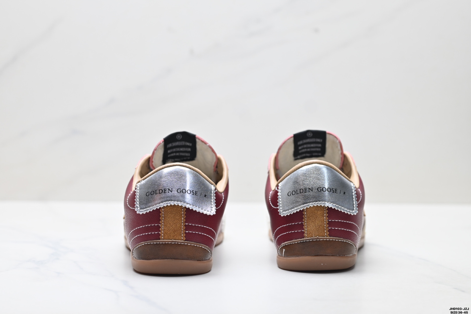 Golden Goose True Star 牛皮涤纶 尼龙 亮片搭配 星星 薄底低帮休闲鞋 GMF00922