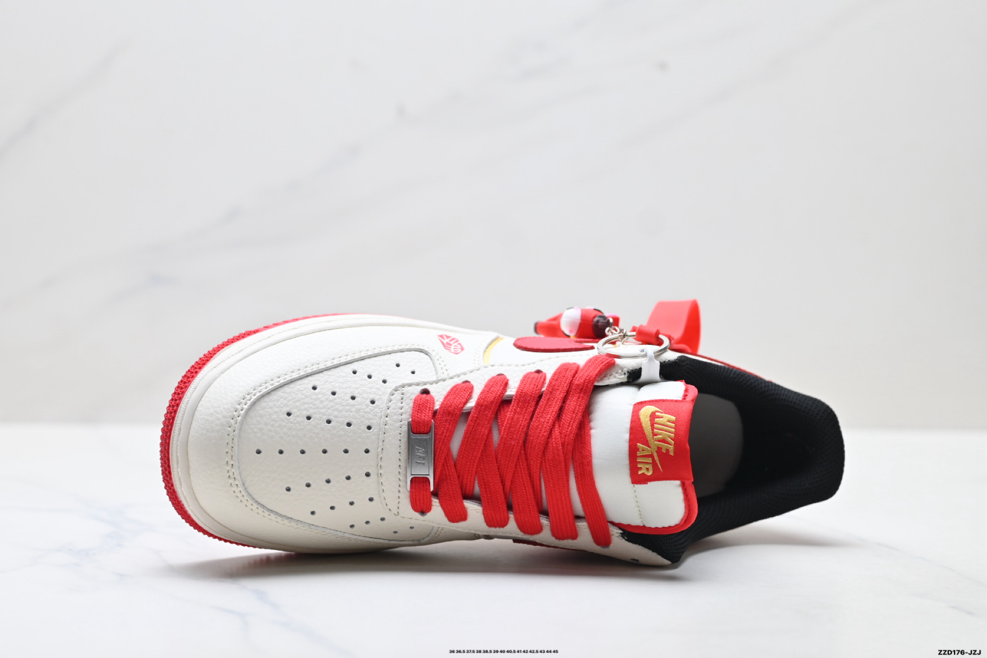 NIKE AIR FORCE 1‘07 LV8 QW5288-119