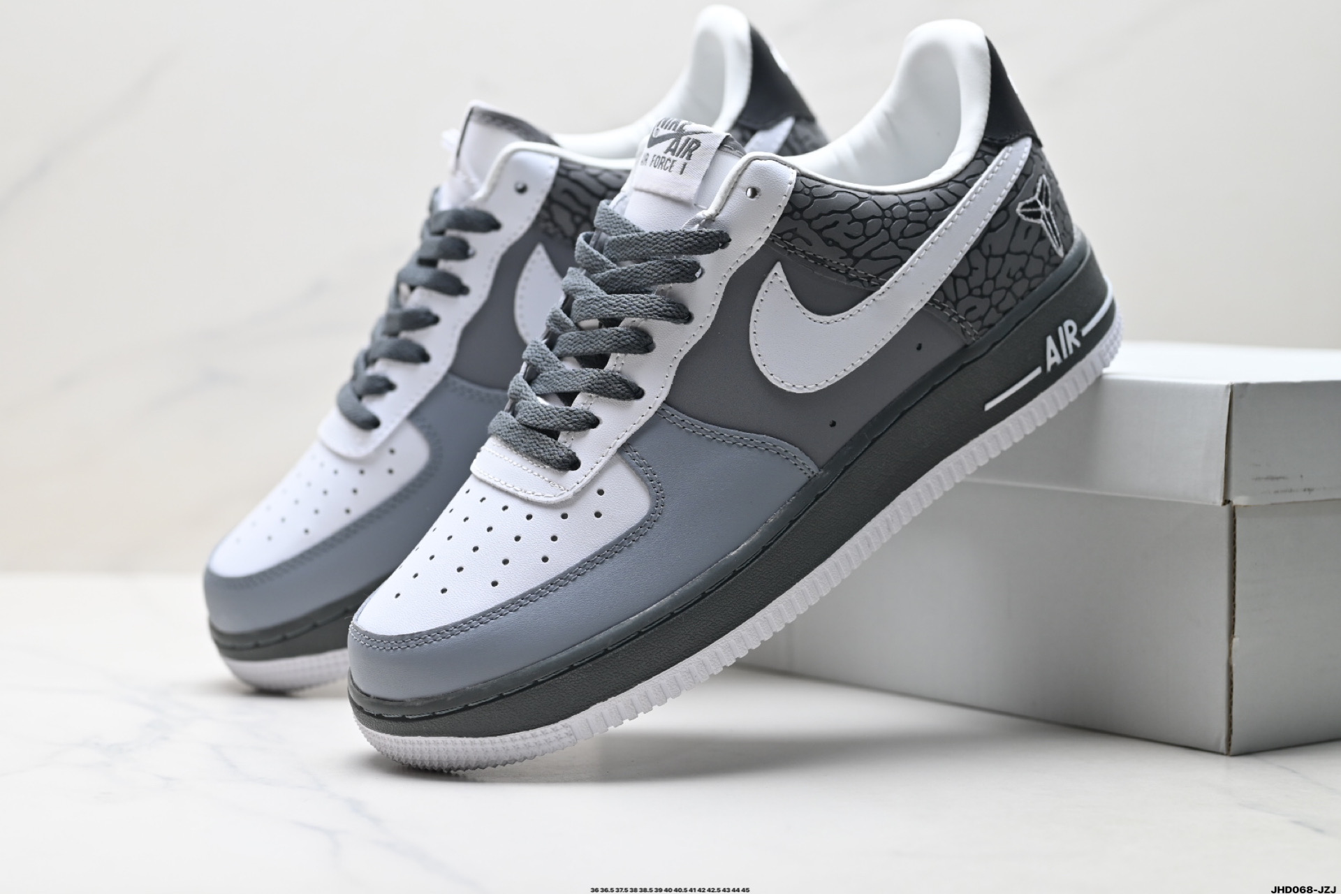 NIKE AIR FORCE 1‘07 FZ1151-101