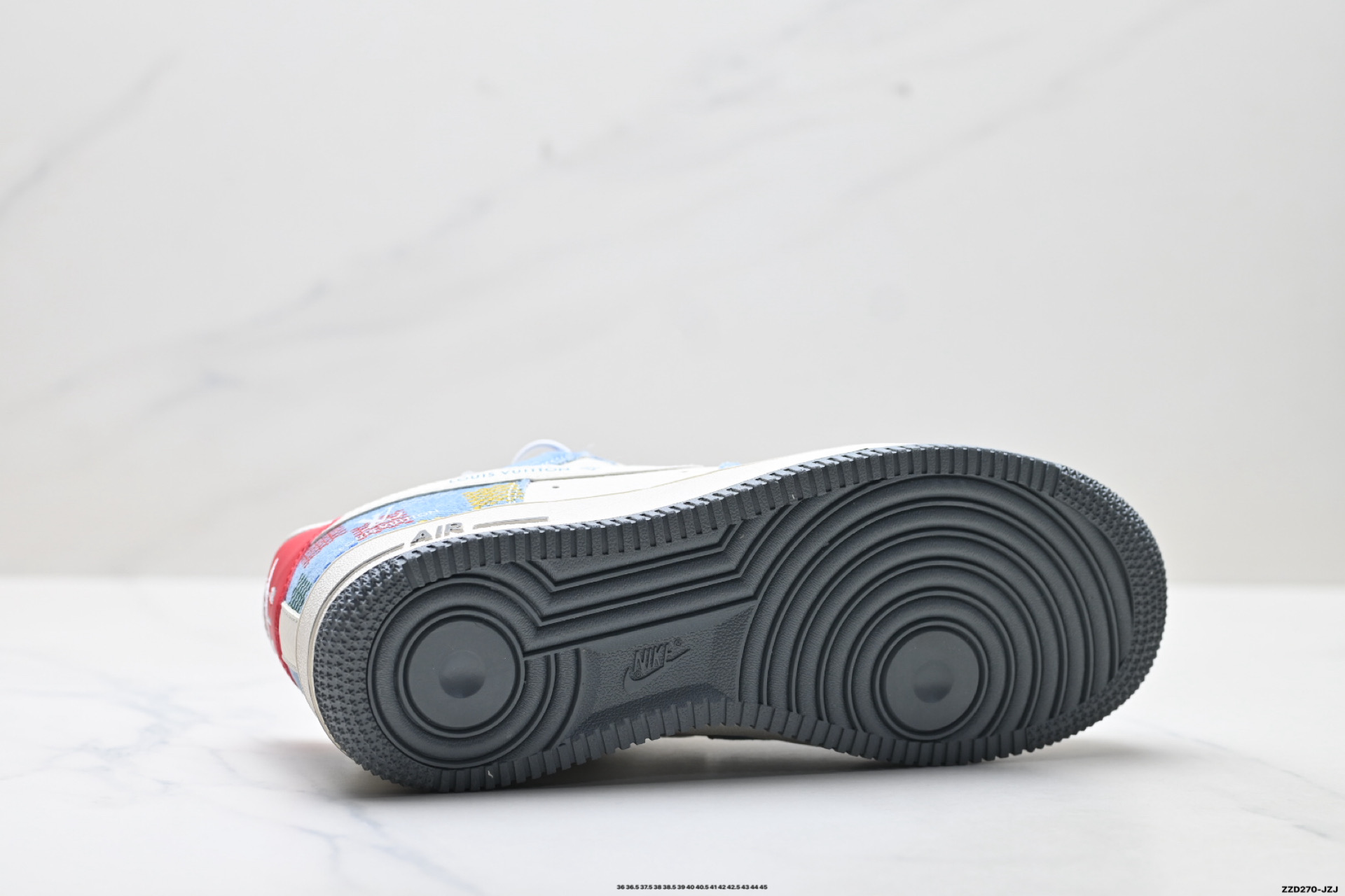 NIKE AIR FORCE 1‘07 LV8 DN1688-813
