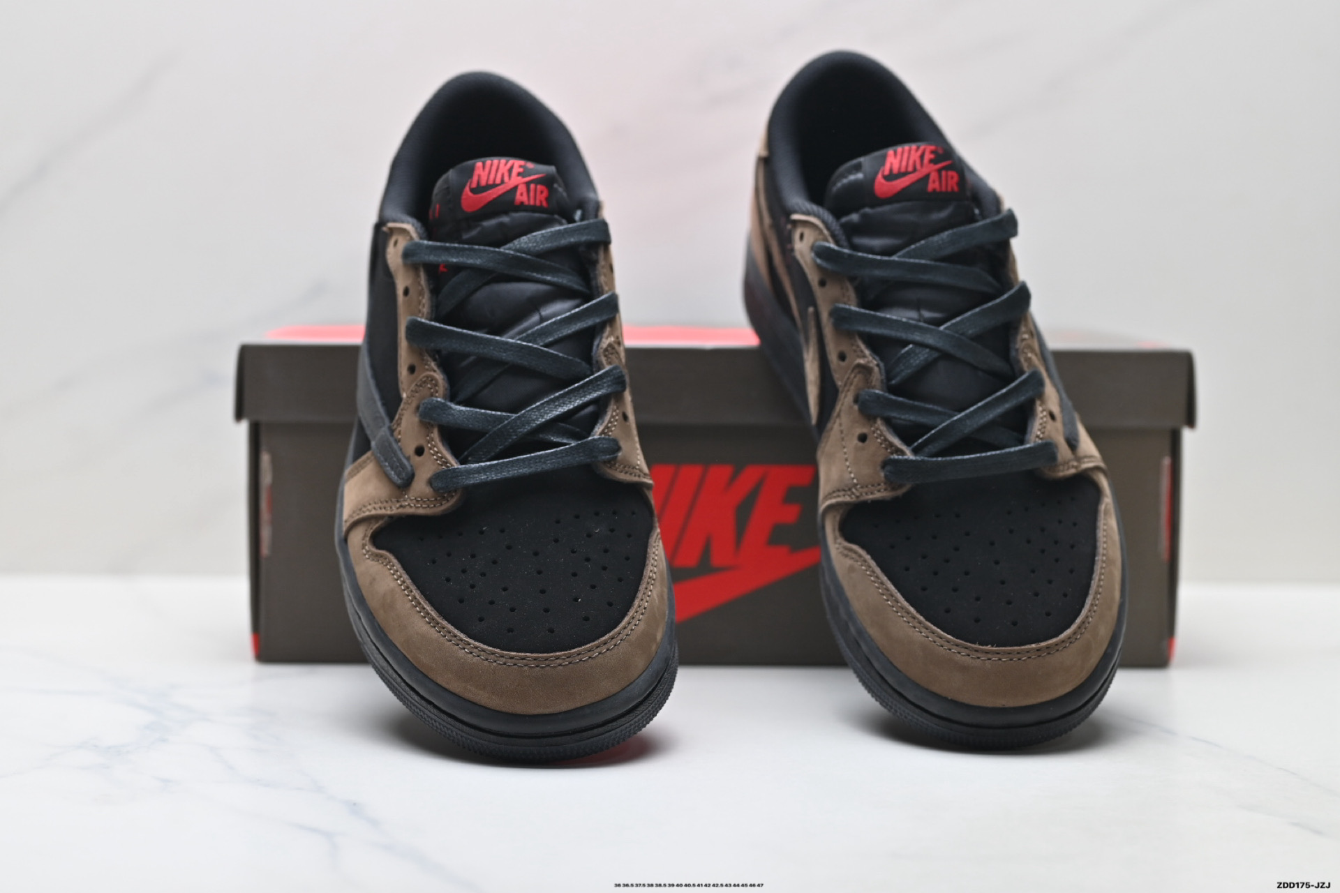 Nike Air Jordan 1 x Travis Scott AJ1倒勾 乔一倒钩 耐克 低帮文化篮球鞋 lB7109-005