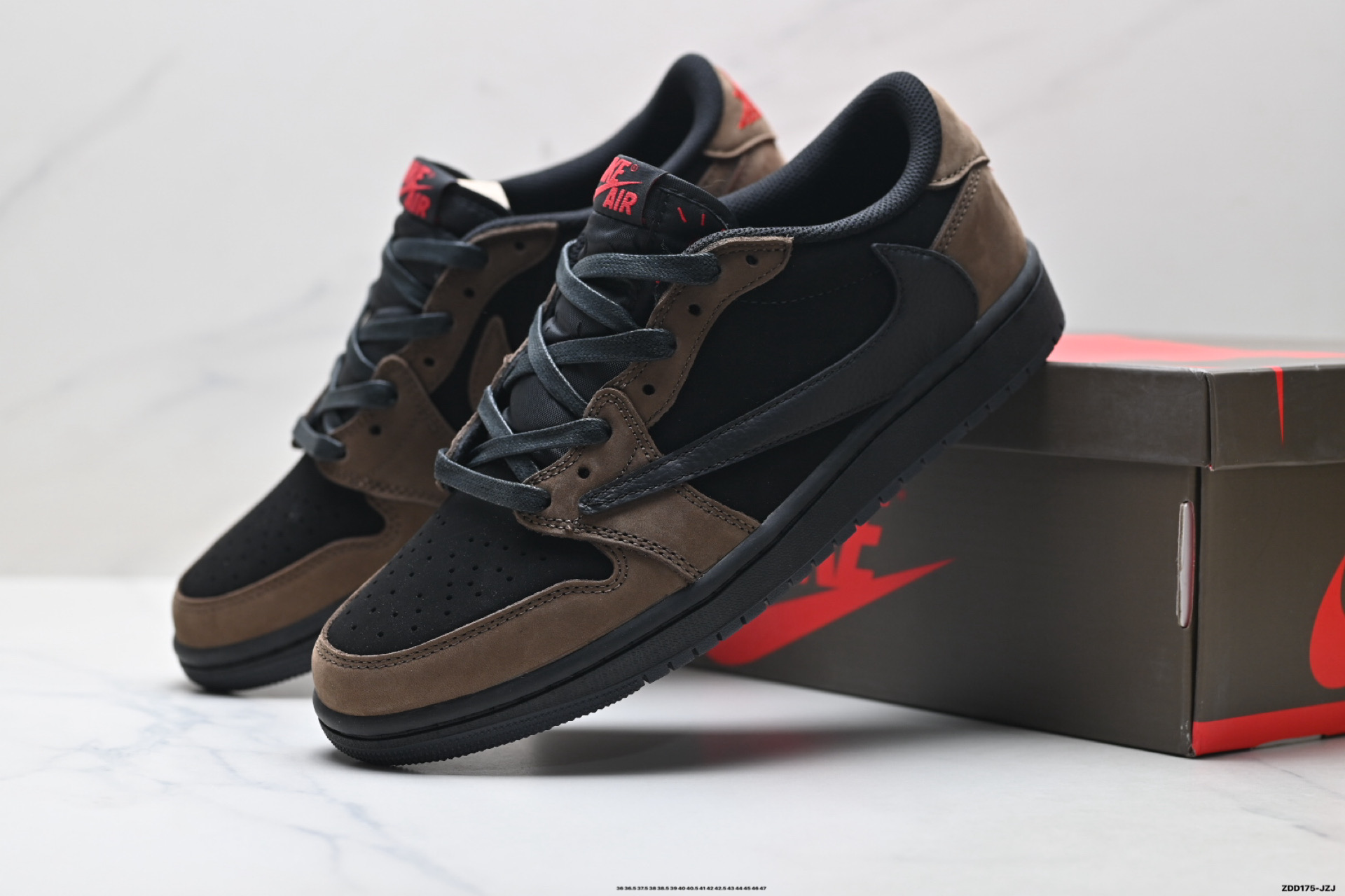 Nike Air Jordan 1 x Travis Scott AJ1倒勾 乔一倒钩 耐克 低帮文化篮球鞋 lB7109-005