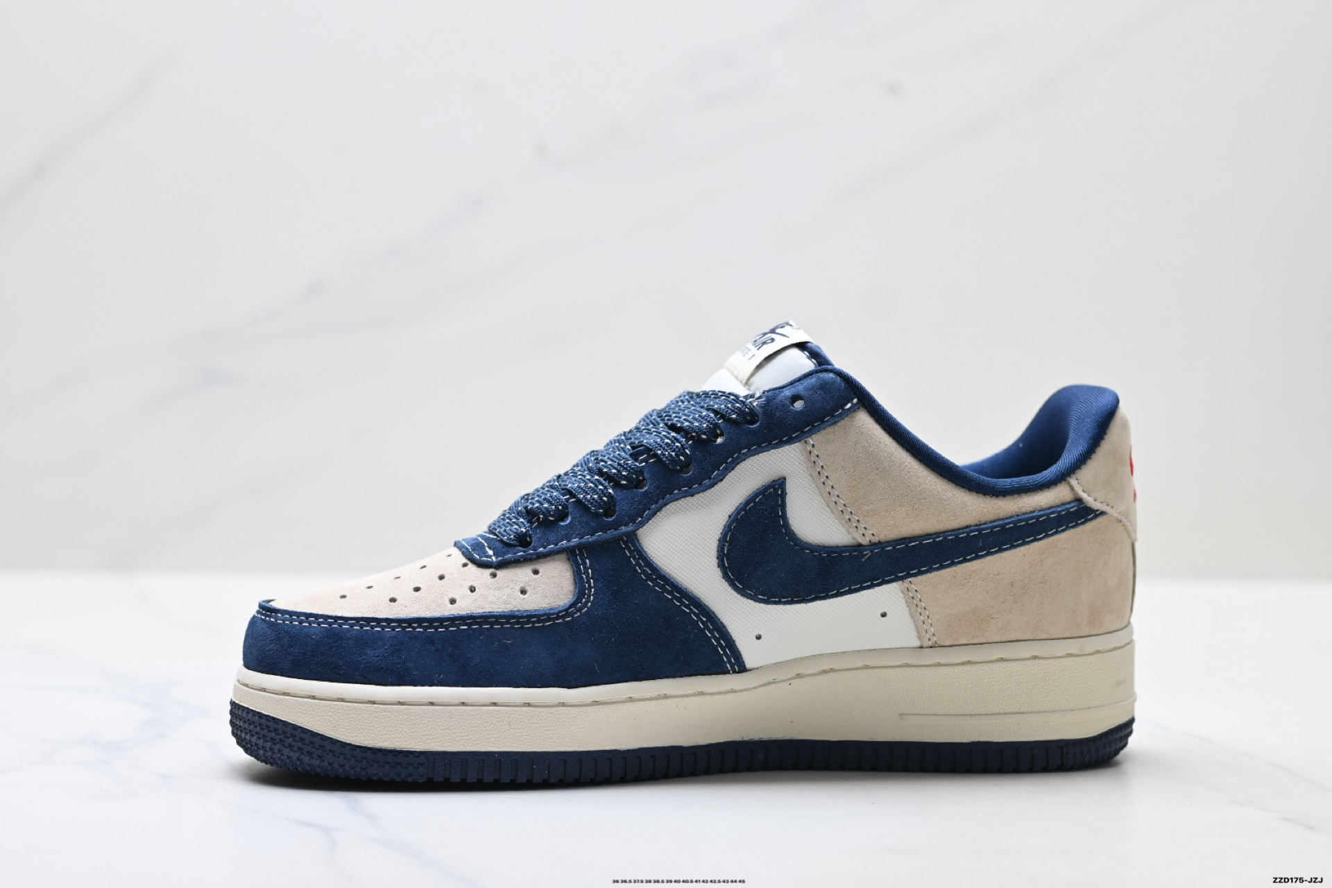 NIKE AIR FORCE 1‘07 SS1979-138