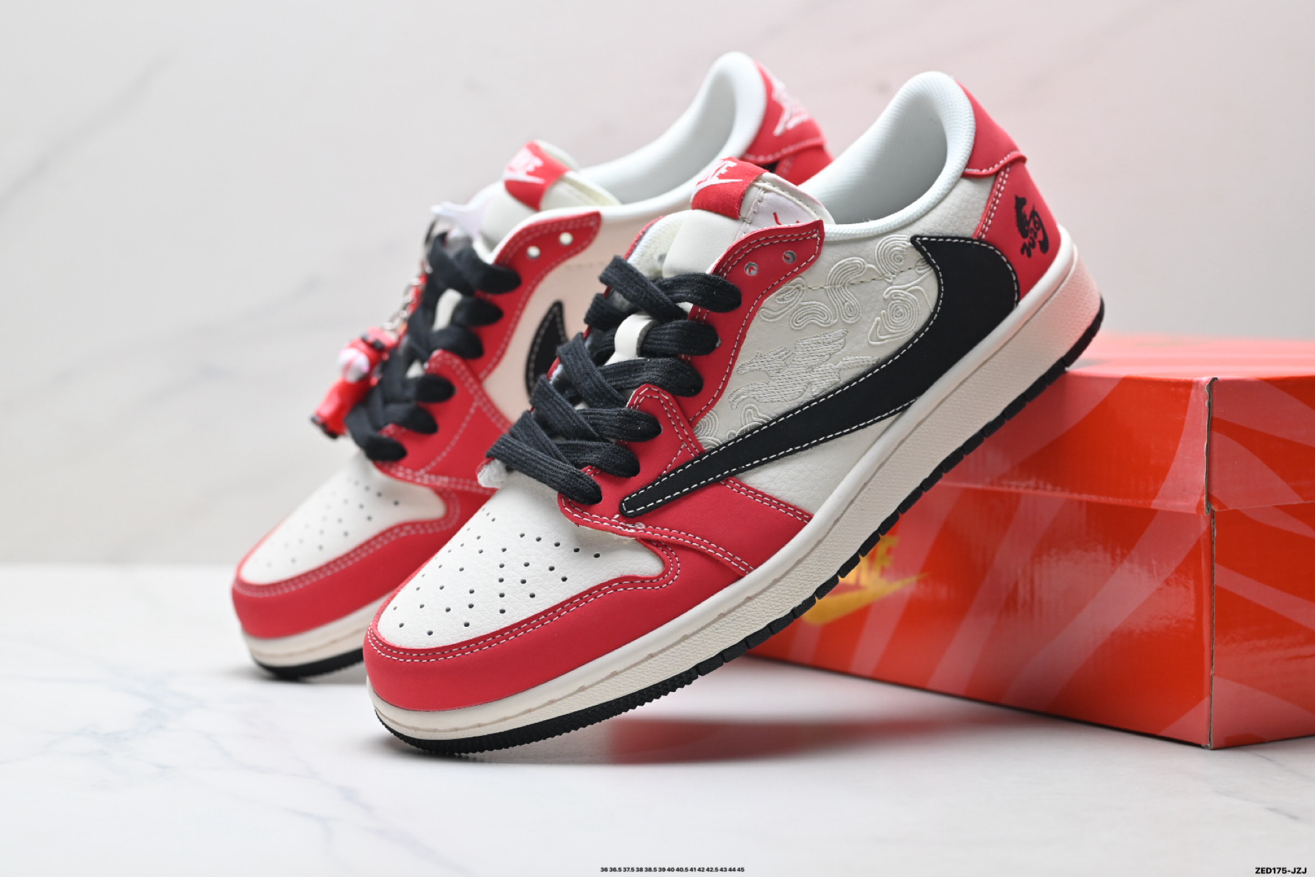 Nike Air Jordan 1 x Travis Scott AJ1倒勾 乔一倒钩 ‘DIY’定制 耐克 低帮文化篮球鞋 MY9969-801