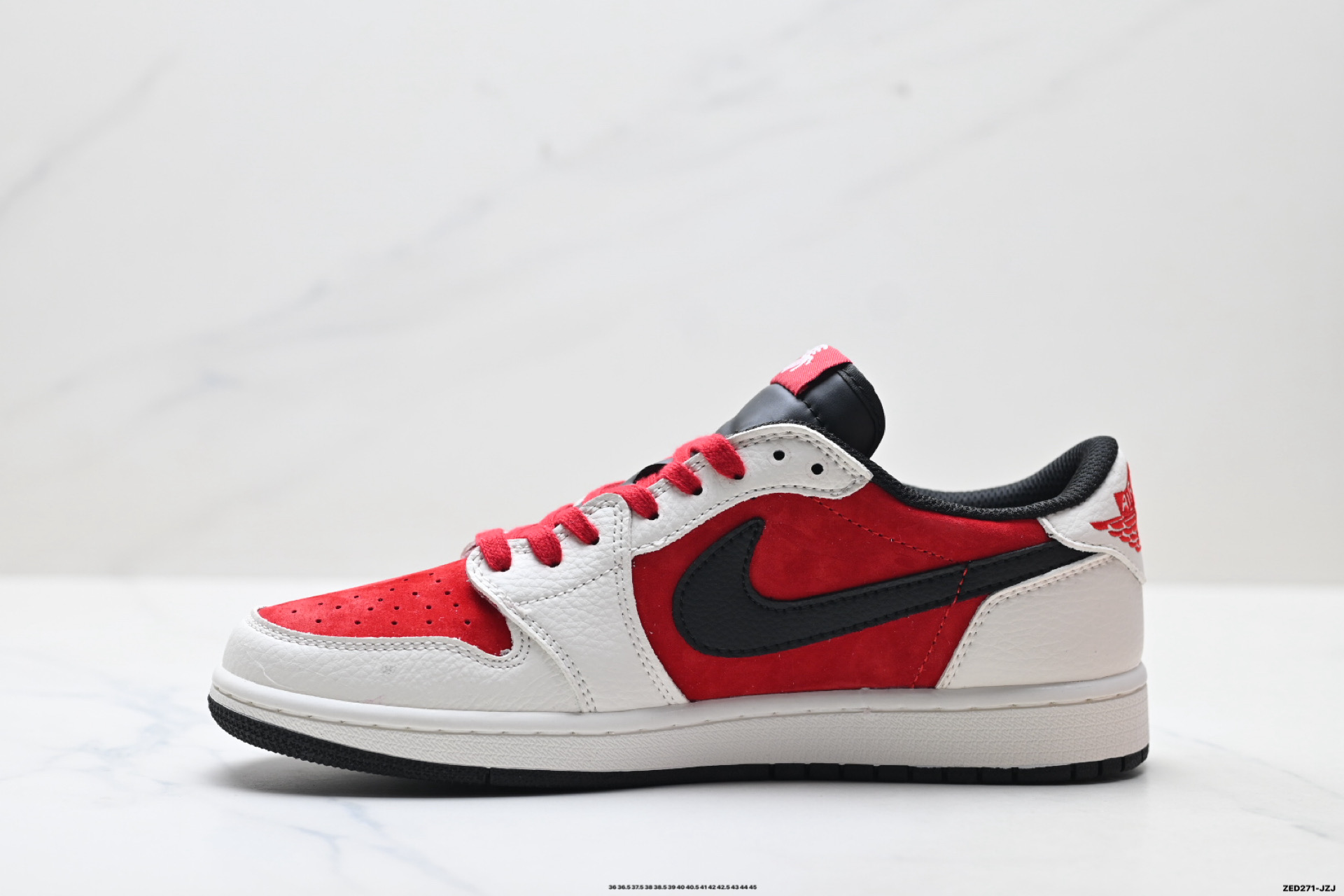 Nike Air Jordan 1 x Travis Scott AJ1倒勾 乔一倒钩 ‘DIY’定制 耐克 低帮文化篮球鞋 DZ2688-118