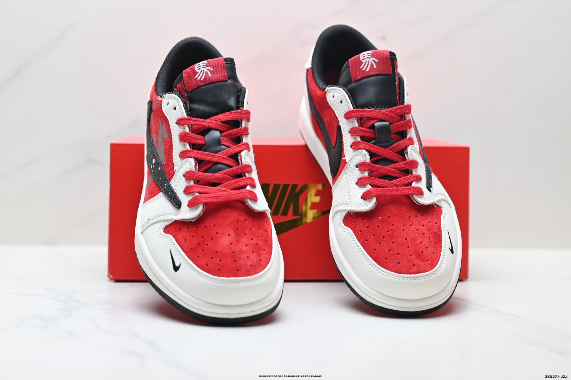 Nike Air Jordan 1 x Travis Scott AJ1倒勾 乔一倒钩 ‘DIY’定制 耐克 低帮文化篮球鞋 DZ2688-118