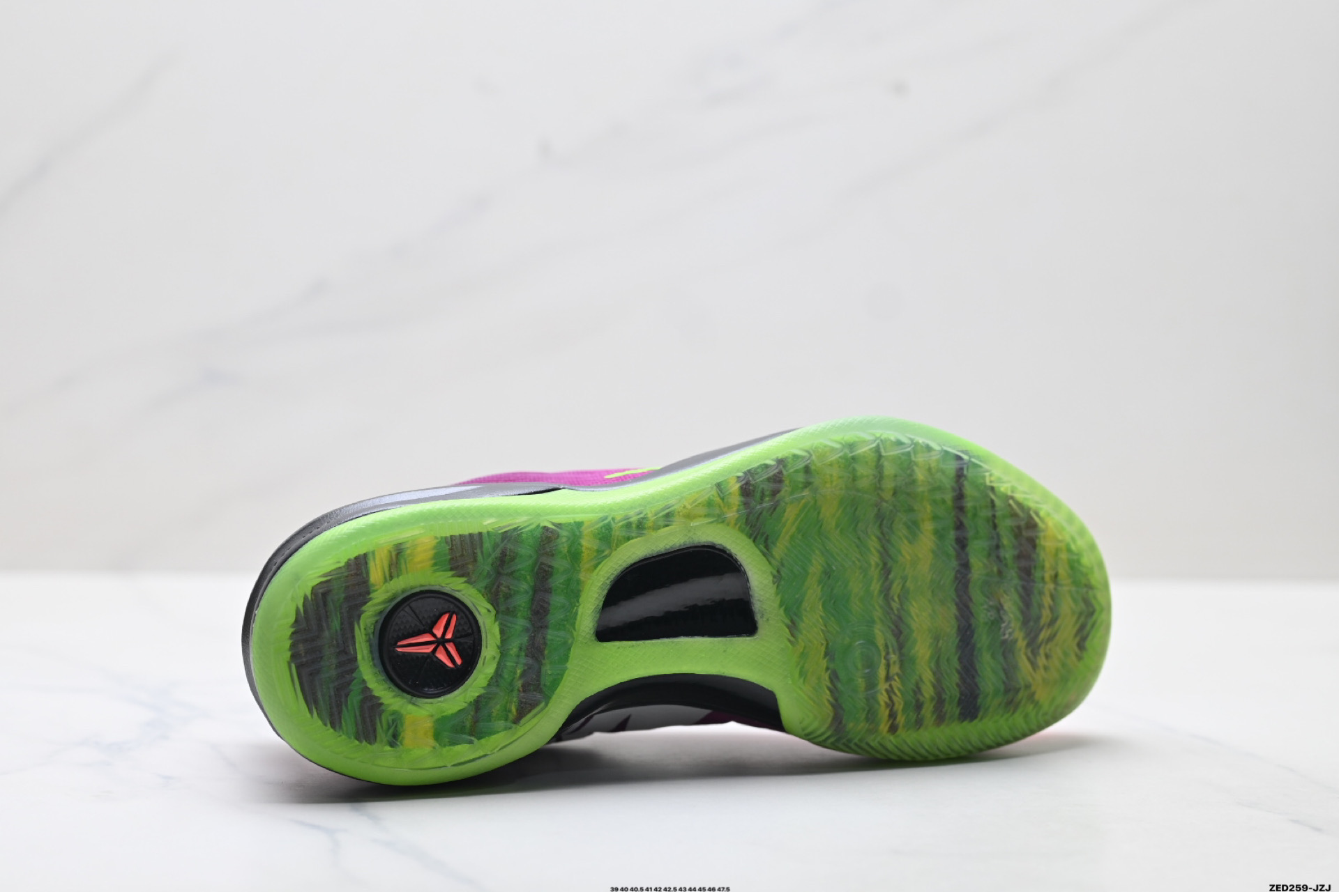 Nike Zoom Kobe VIII 8 耐克 科比8代系列 低帮复刻实战运动低帮文化篮球鞋 lO6253-500-莆田鞋,莆田鞋货源,高仿鞋,高仿鞋货源,安福档口,莆田高仿鞋,莆田鞋批发,高仿鞋批发,莆田高仿运动鞋,高仿运动鞋,莆田运动鞋 Nike Zoom Kobe VIII 8 耐克 科比8代系列 低帮复刻实战运动低帮文化篮球鞋 lO6253-500