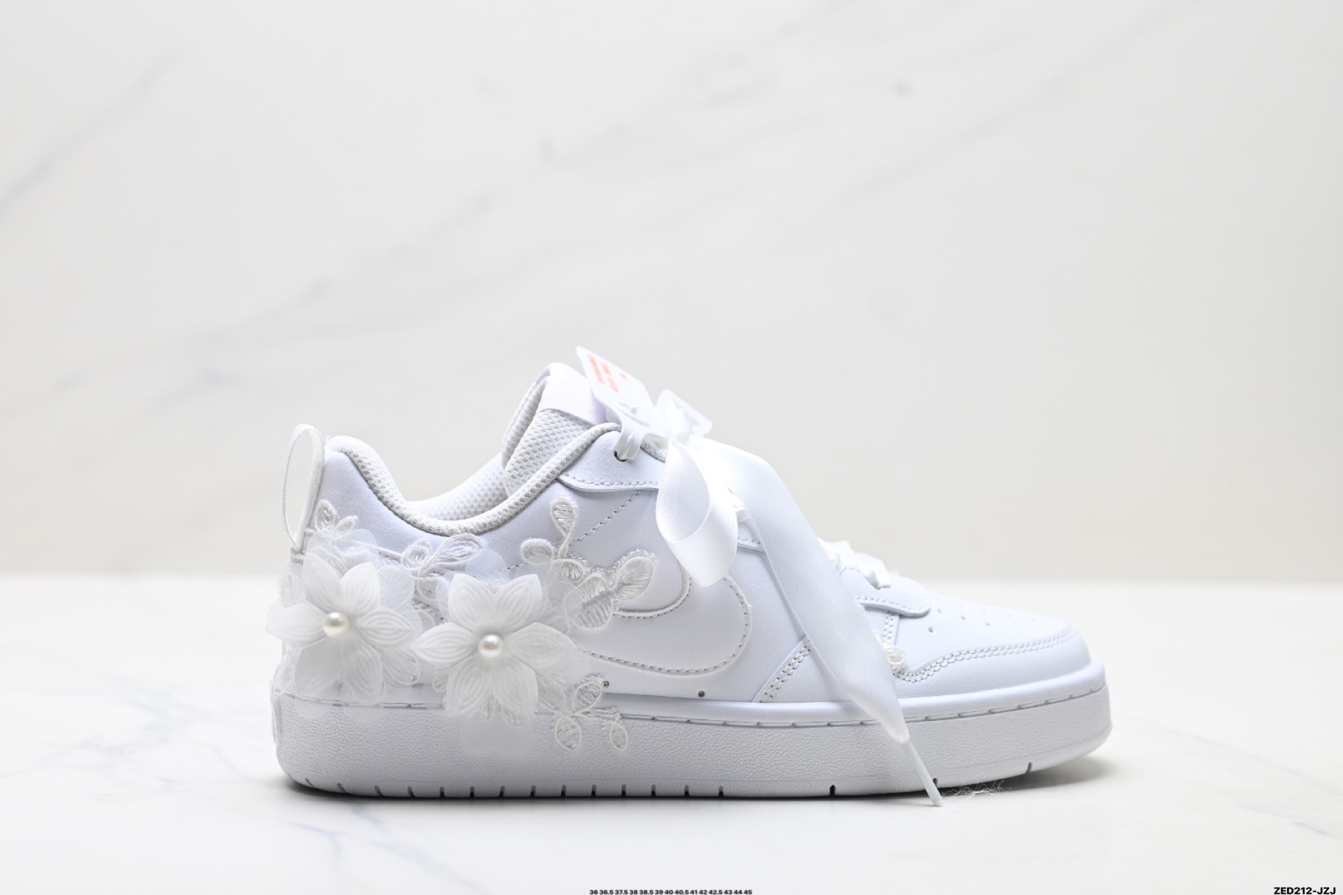 NIKE AIR FORCE 1‘07 LV8 HQ6998-200