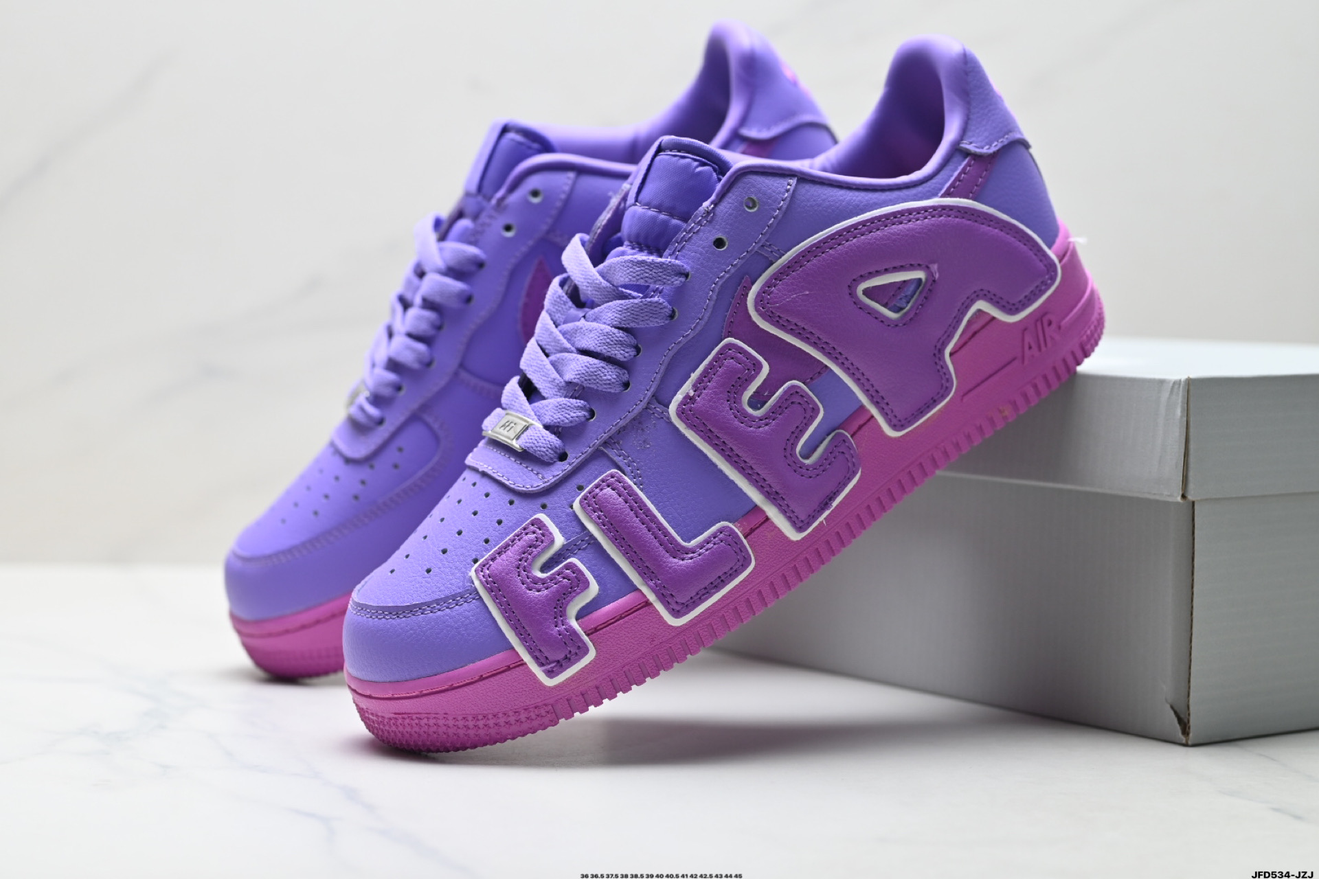 NIKE AIR FORCE 1‘07 IQ2513-700