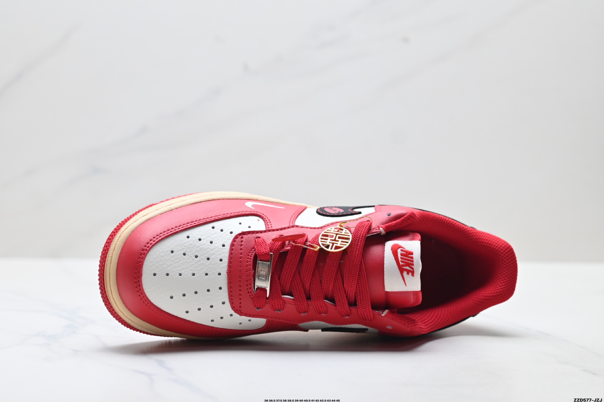 NIKE AIR FORCE 1‘07 LV8 KG6699-F19
